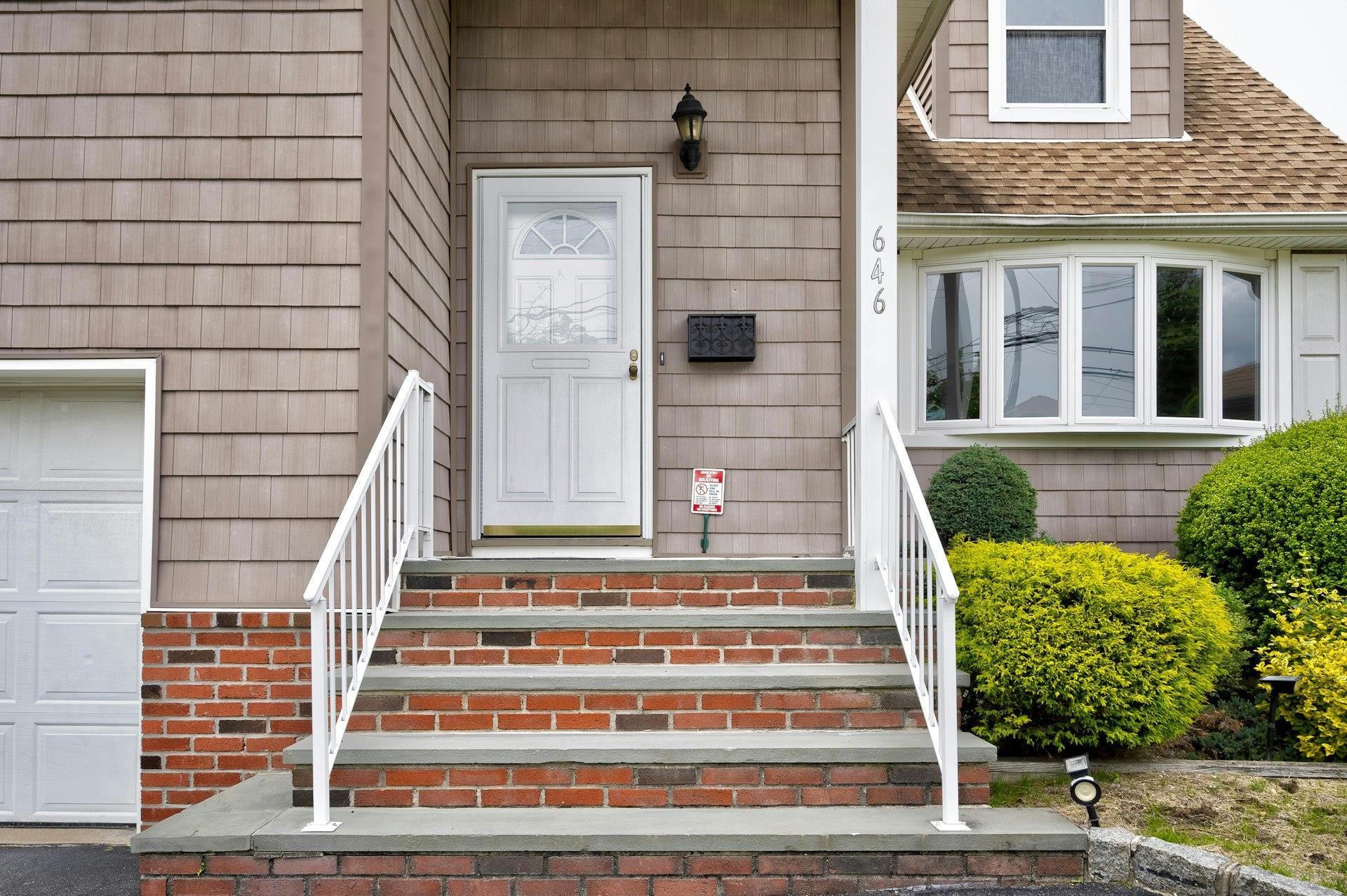 Single Family Evelyn Ave  Nassau County, NY 11554, MLS-869151-3