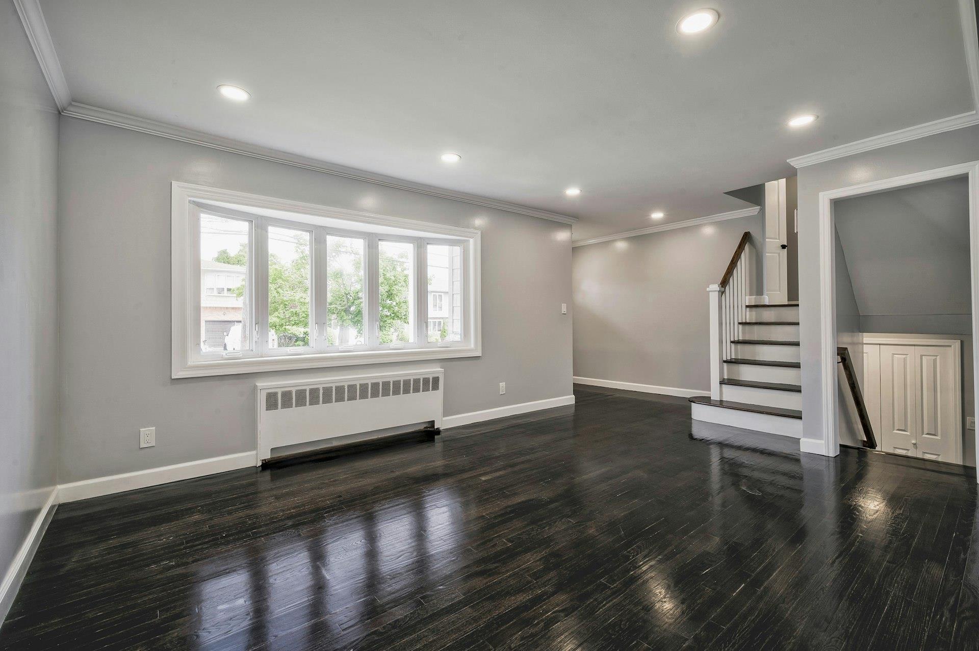 Single Family Evelyn Ave  Nassau County, NY 11554, MLS-869151-7