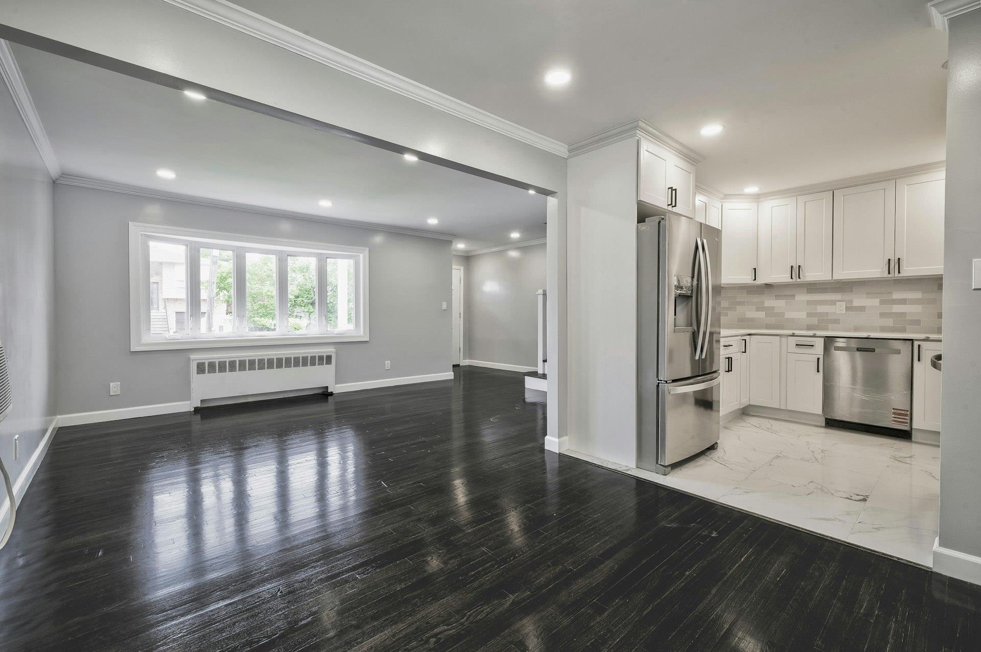 Single Family Evelyn Ave  Nassau County, NY 11554, MLS-869151-8