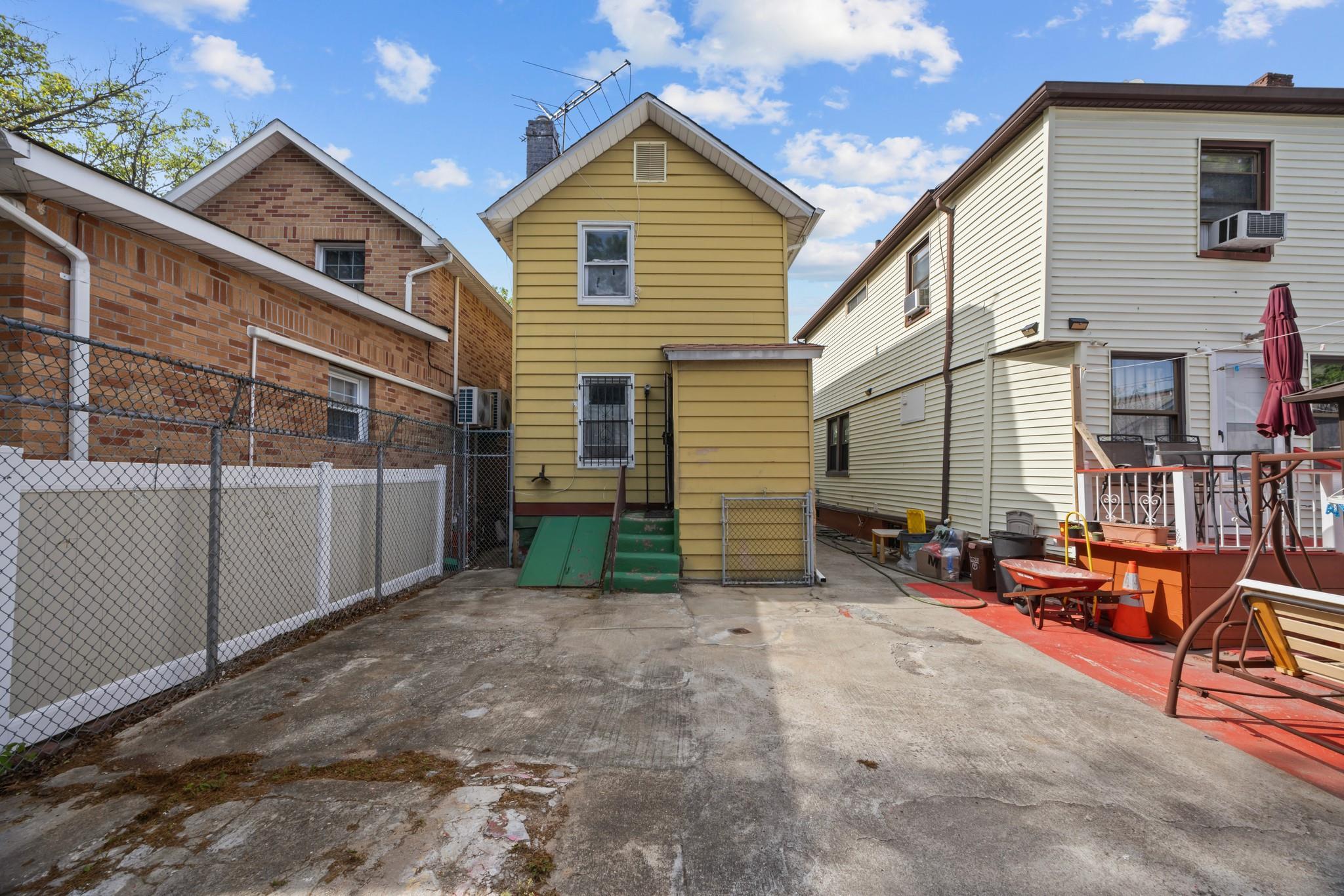 Single Family Linden  Queens, NY 11420, MLS-869166-24