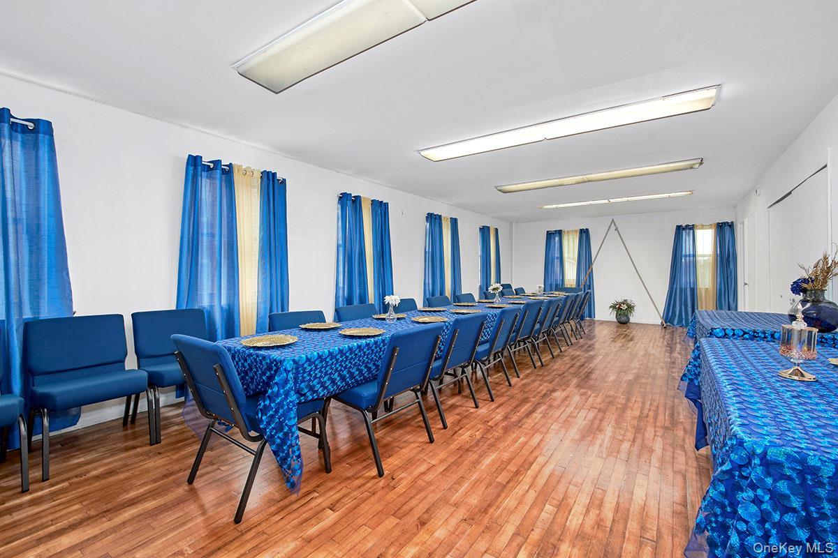 Commercial Sale Ampere  Bronx, NY 10465, MLS-869175-18