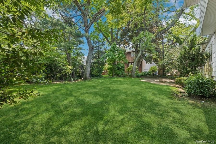 Single Family Sherwood Nassau County, NY 11581, MLS-869187-15