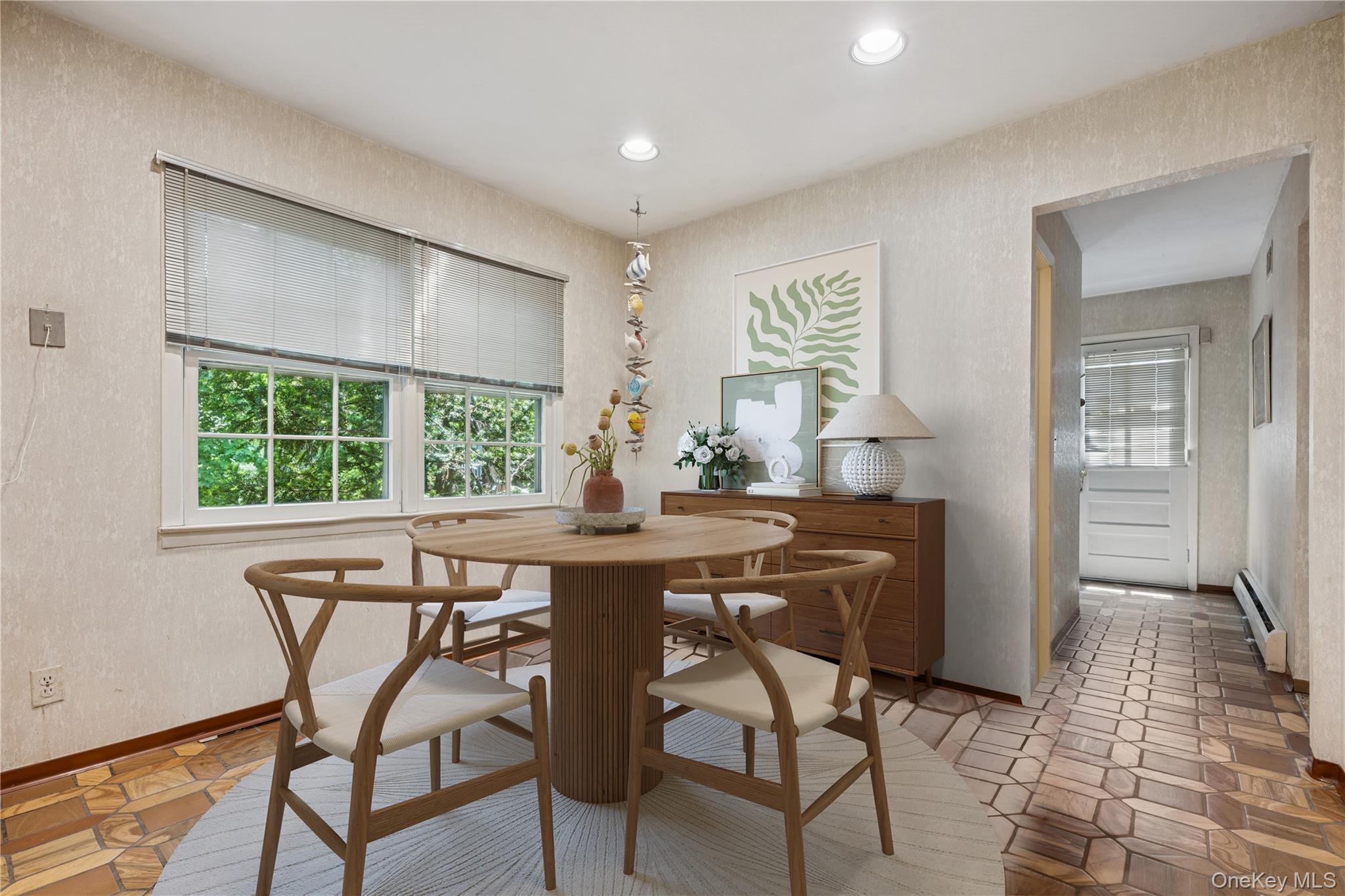 Single Family Sherwood Nassau County, NY 11581, MLS-869187-8