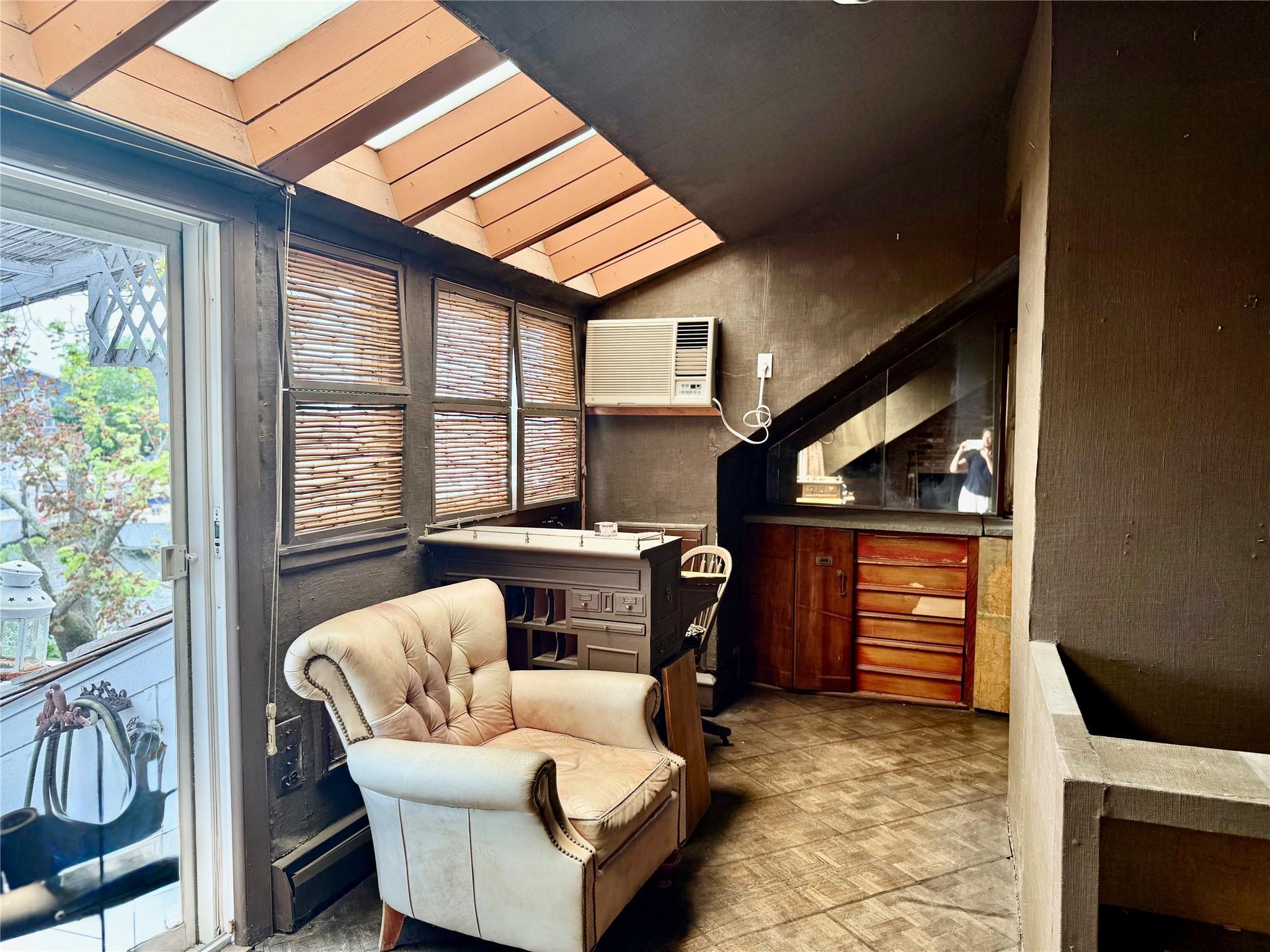 Single Family Arthur Street  Nassau County, NY 11520, MLS-869193-10