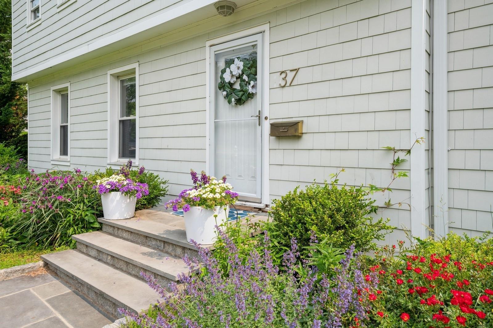 Single Family Oakland Beach  Westchester County, NY 10580, MLS-869206-2