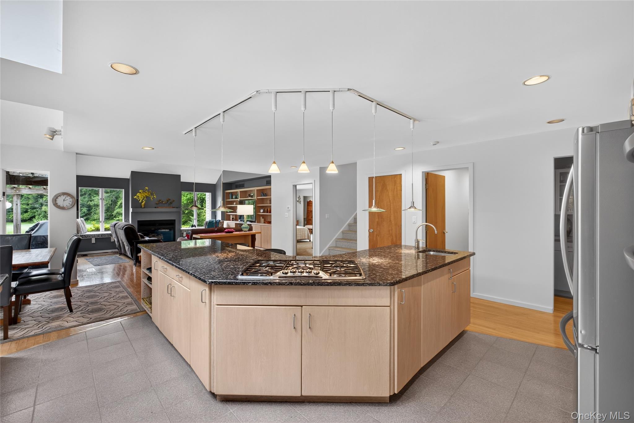 Single Family Sleight Plass Dutchess County, NY 12603, MLS-869208-13