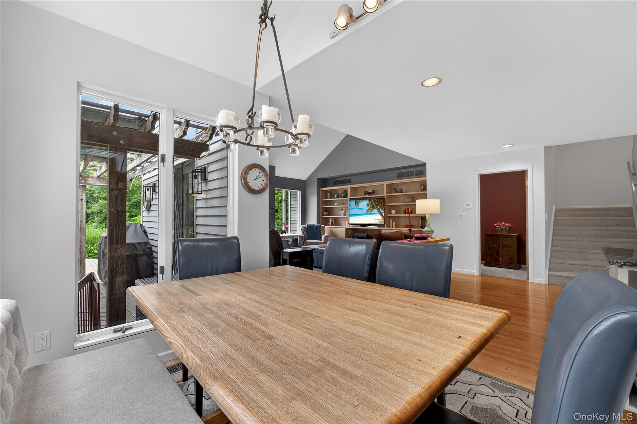 Single Family Sleight Plass Dutchess County, NY 12603, MLS-869208-16