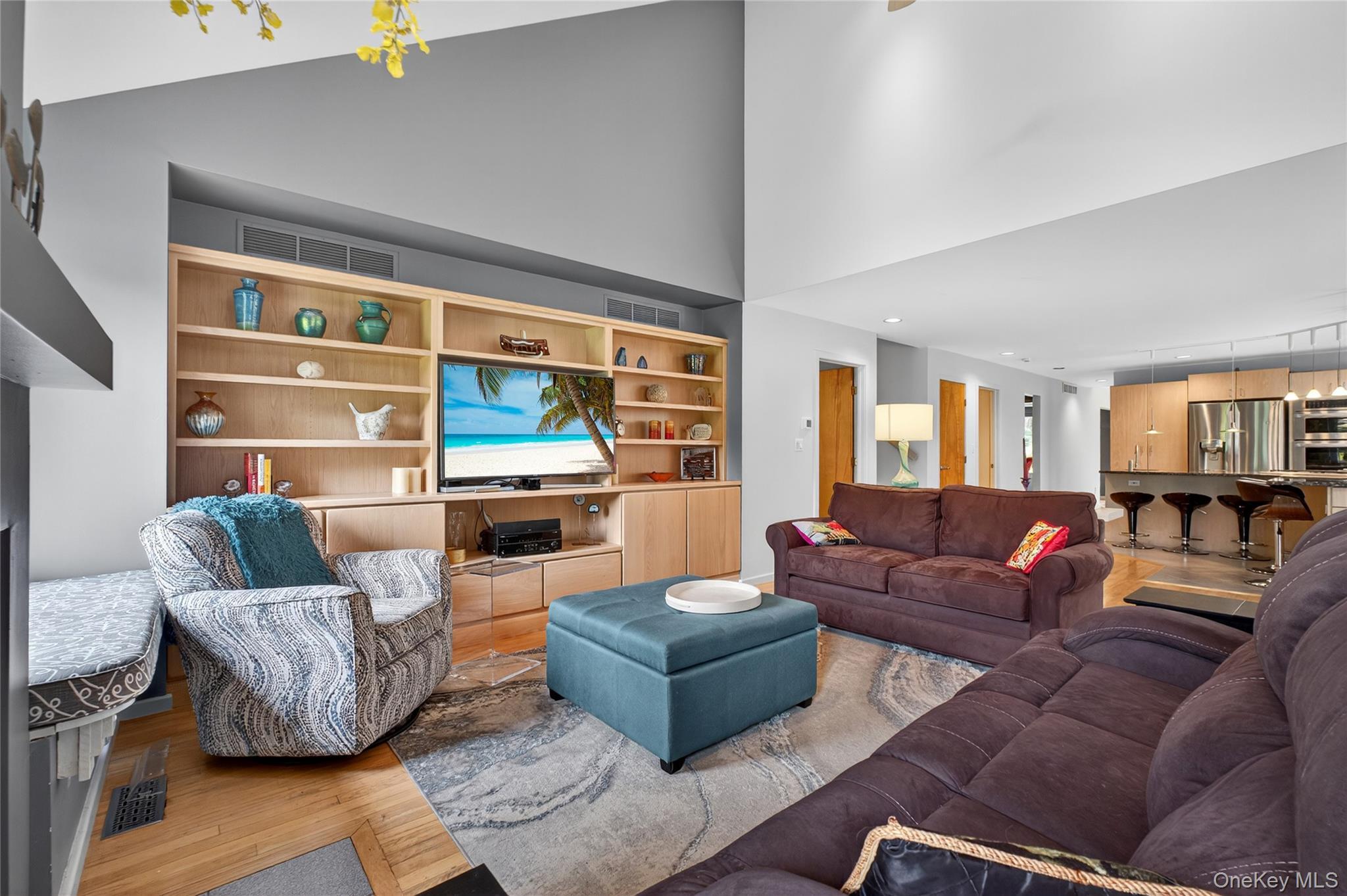 Single Family Sleight Plass Dutchess County, NY 12603, MLS-869208-18