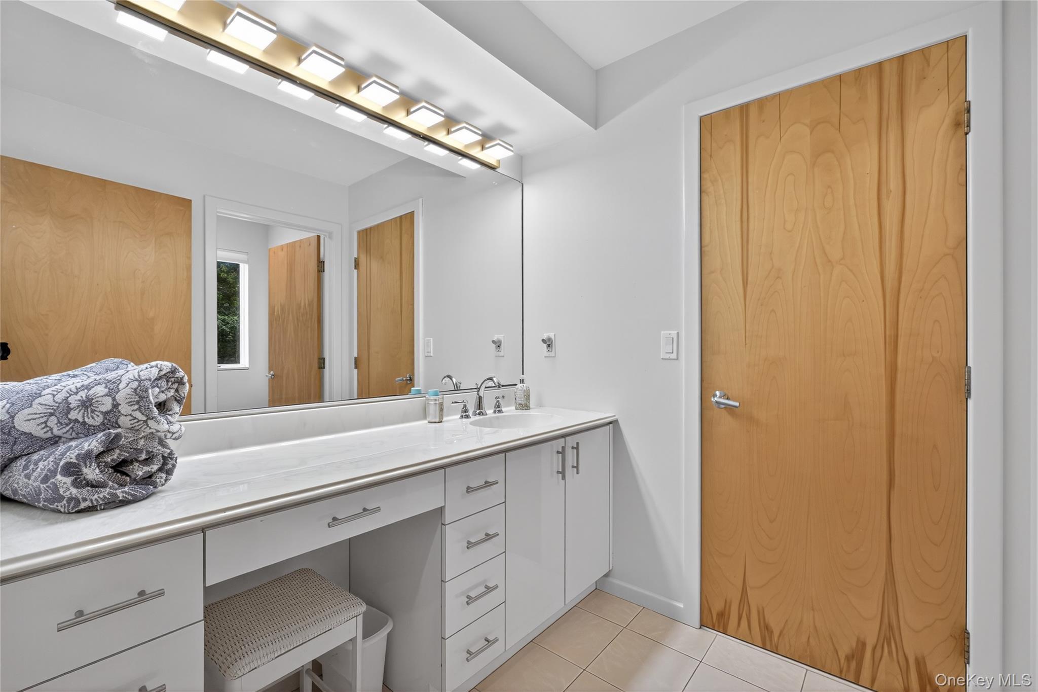 Single Family Sleight Plass Dutchess County, NY 12603, MLS-869208-29