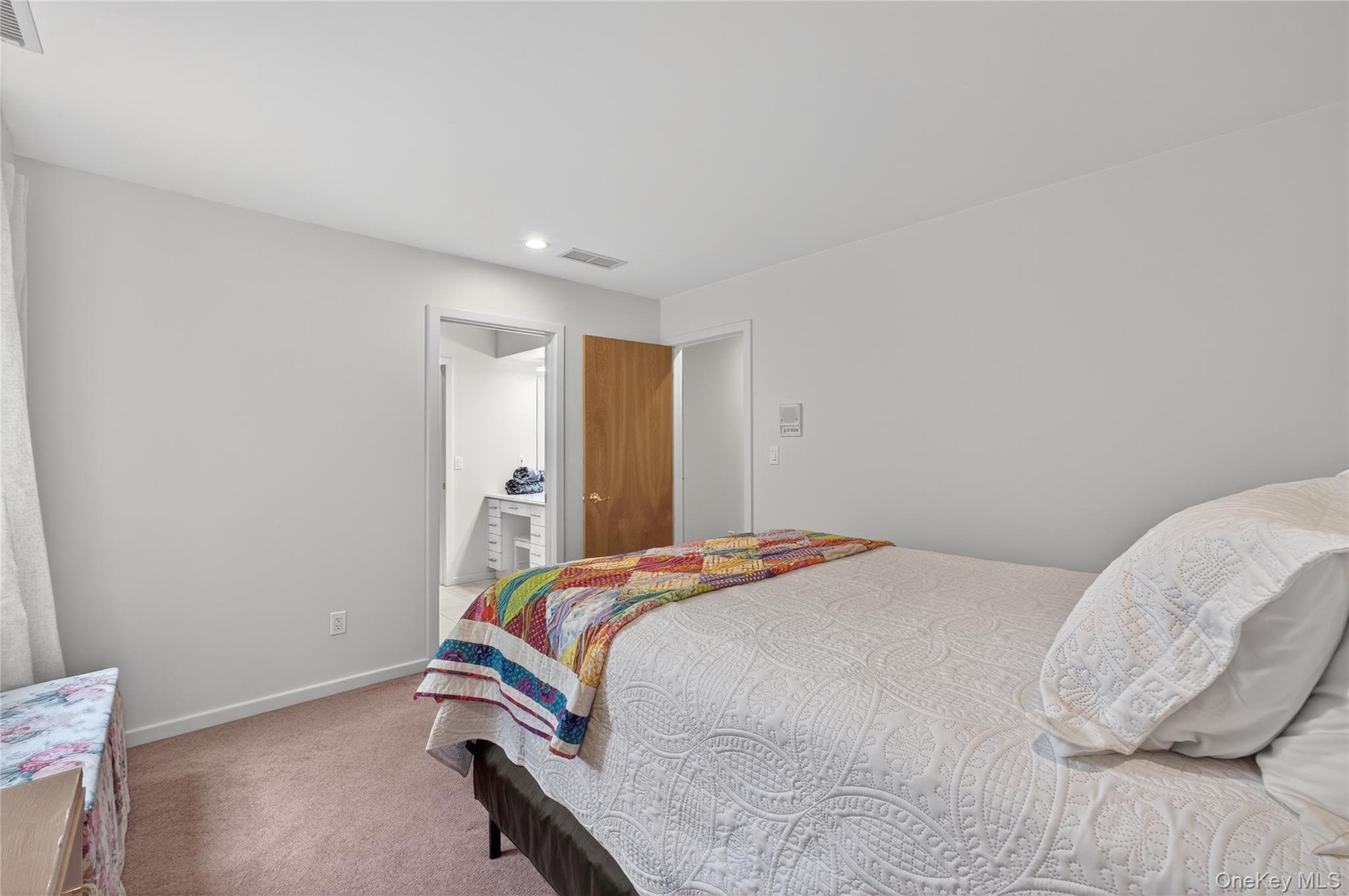 Single Family Sleight Plass Dutchess County, NY 12603, MLS-869208-32