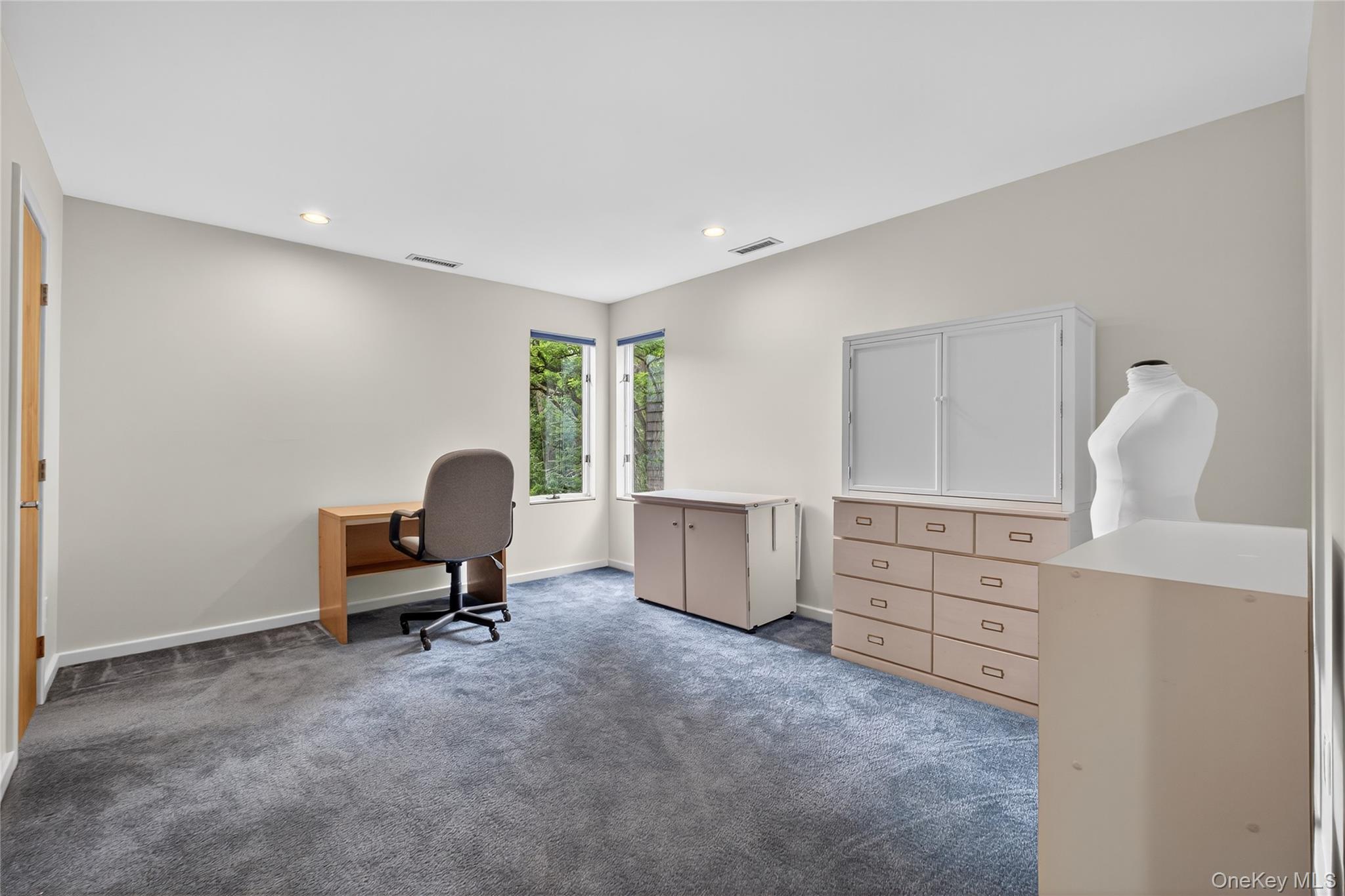 Single Family Sleight Plass Dutchess County, NY 12603, MLS-869208-36