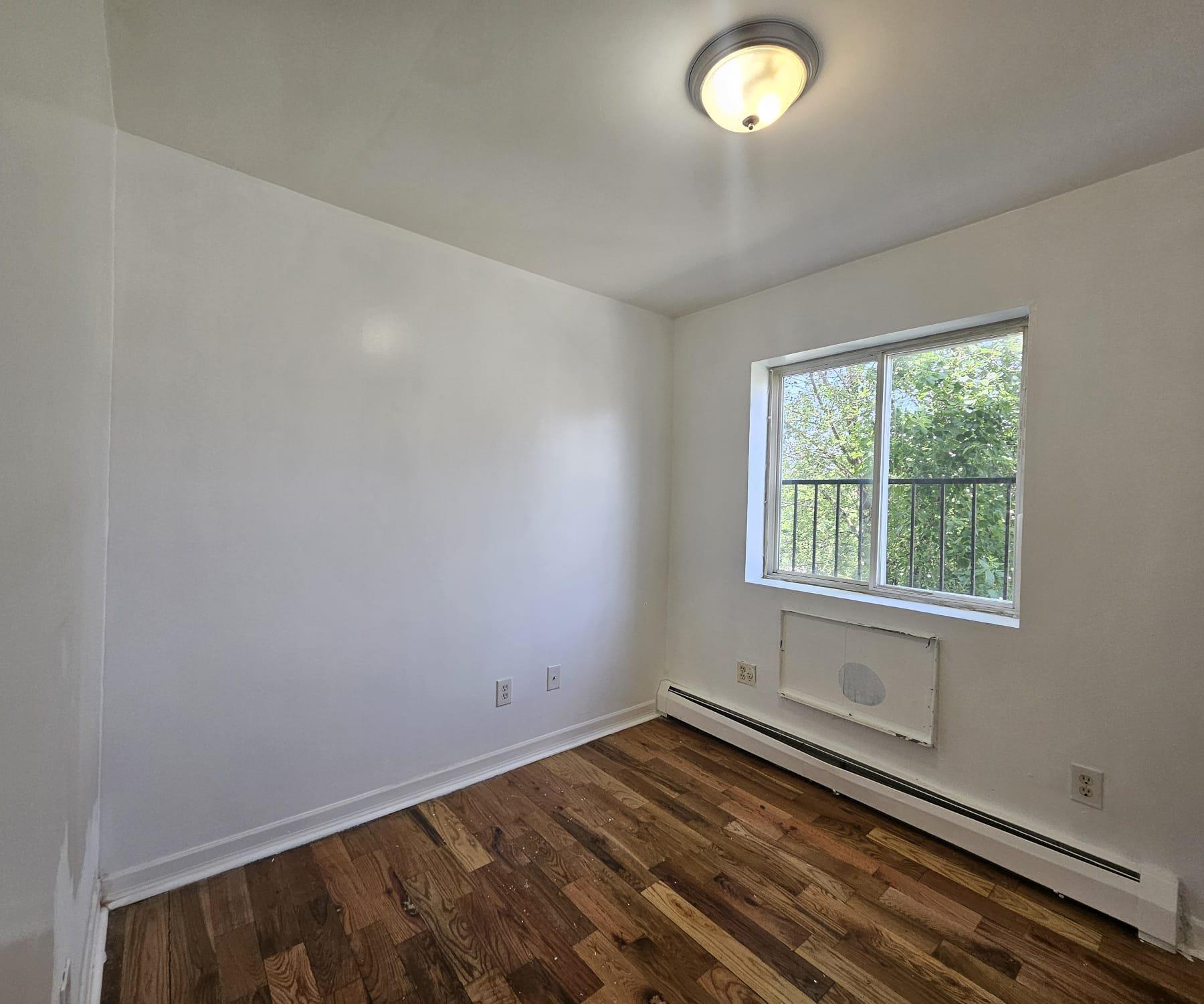 Single Family 197th  Queens, NY 11423, MLS-869217-10