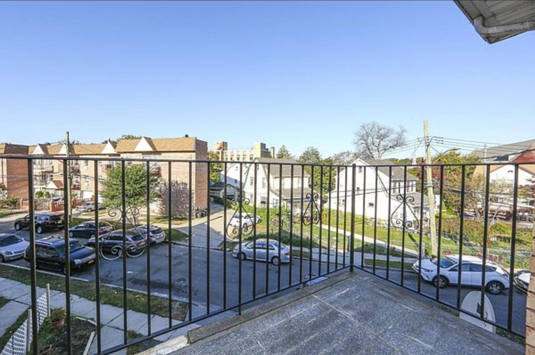 Single Family 197th  Queens, NY 11423, MLS-869217-15