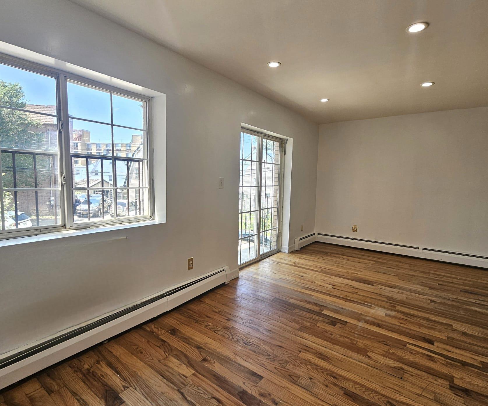 Single Family 197th  Queens, NY 11423, MLS-869217-3