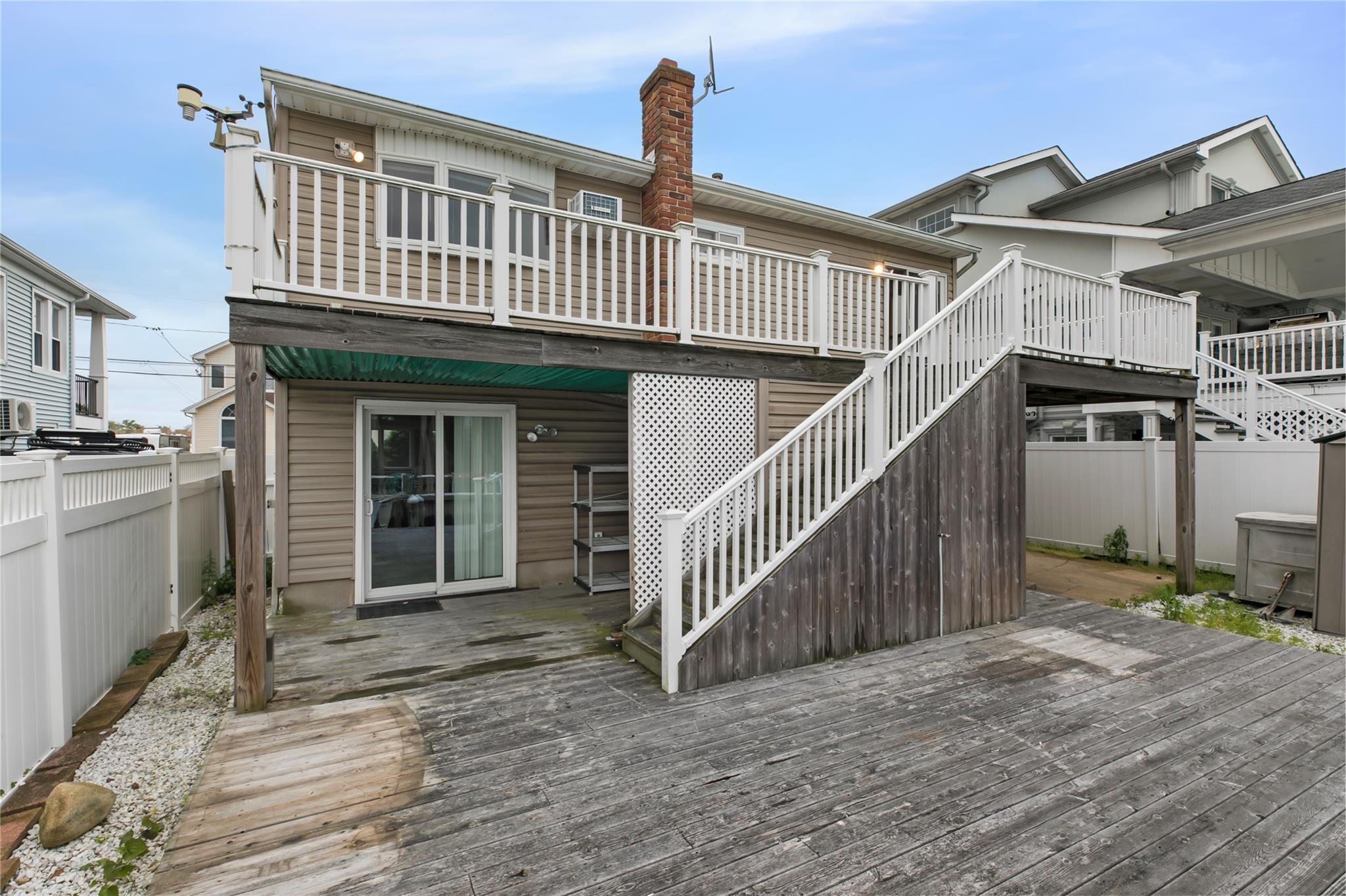 Single Family Arctic  Suffolk County, NY 11757, MLS-869224-8