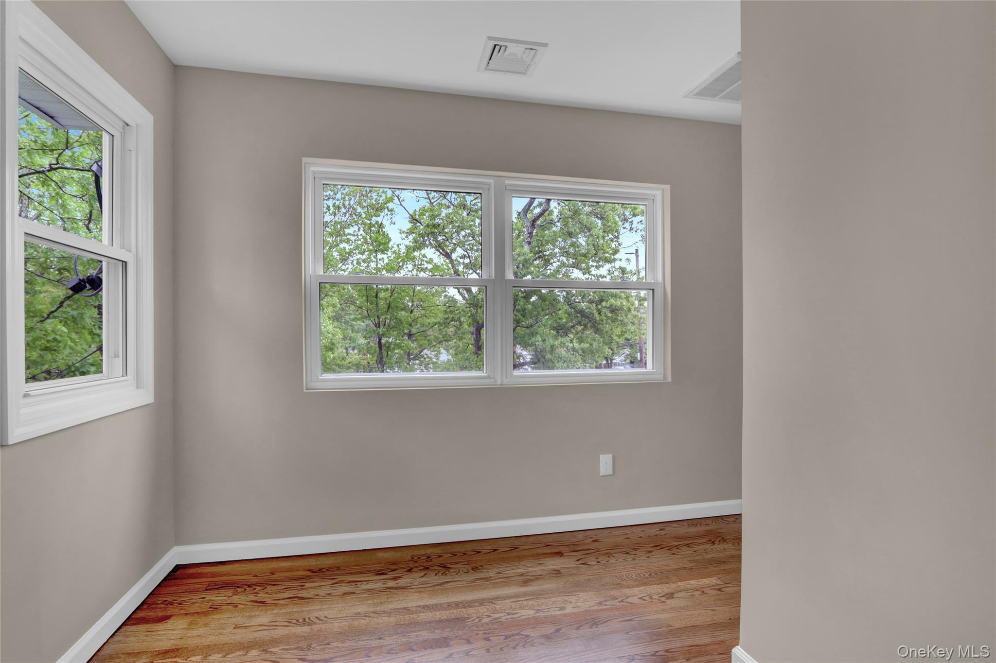 Single Family Teller  Suffolk County, NY 11727, MLS-869248-19