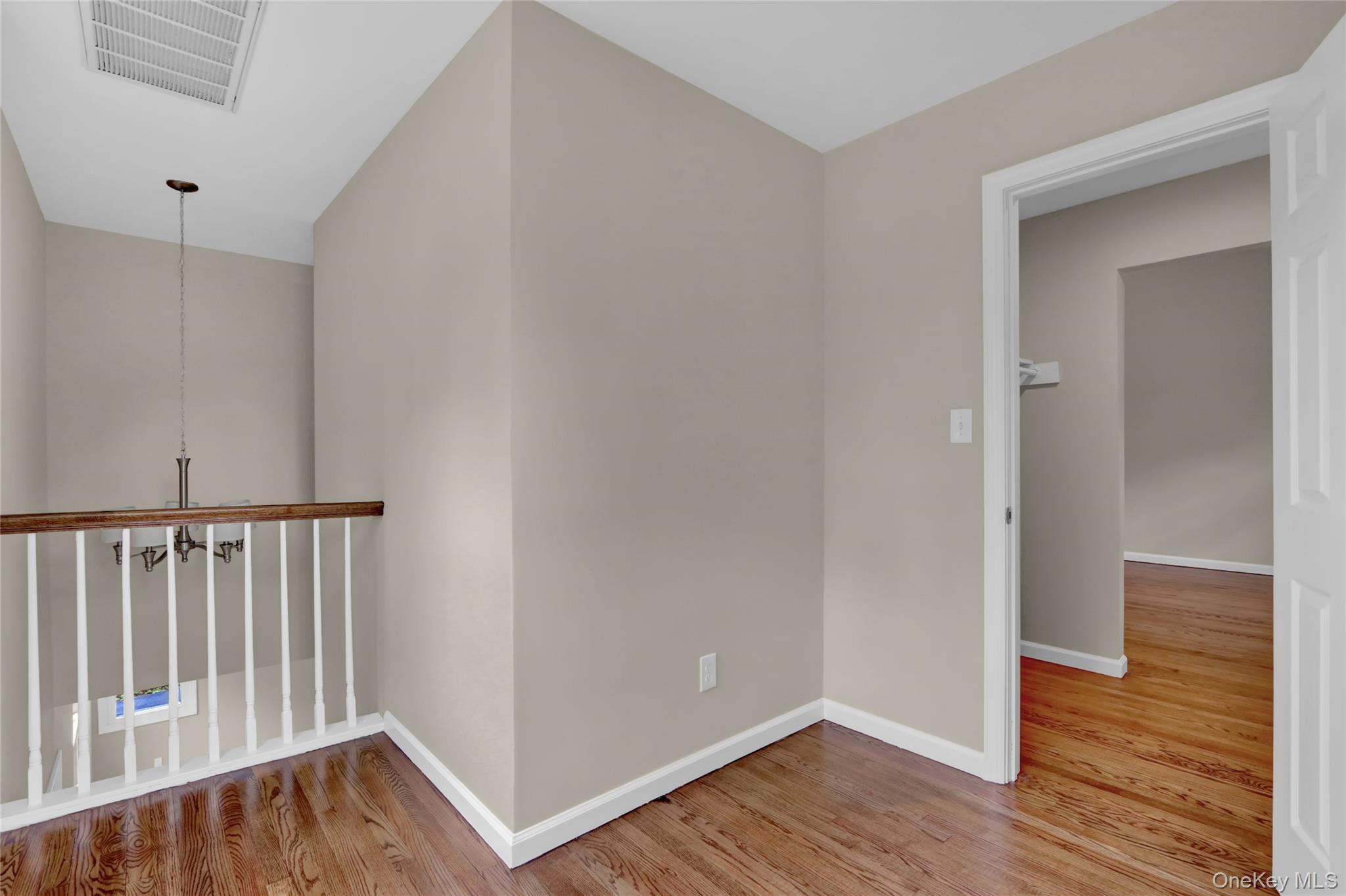 Single Family Teller  Suffolk County, NY 11727, MLS-869248-20