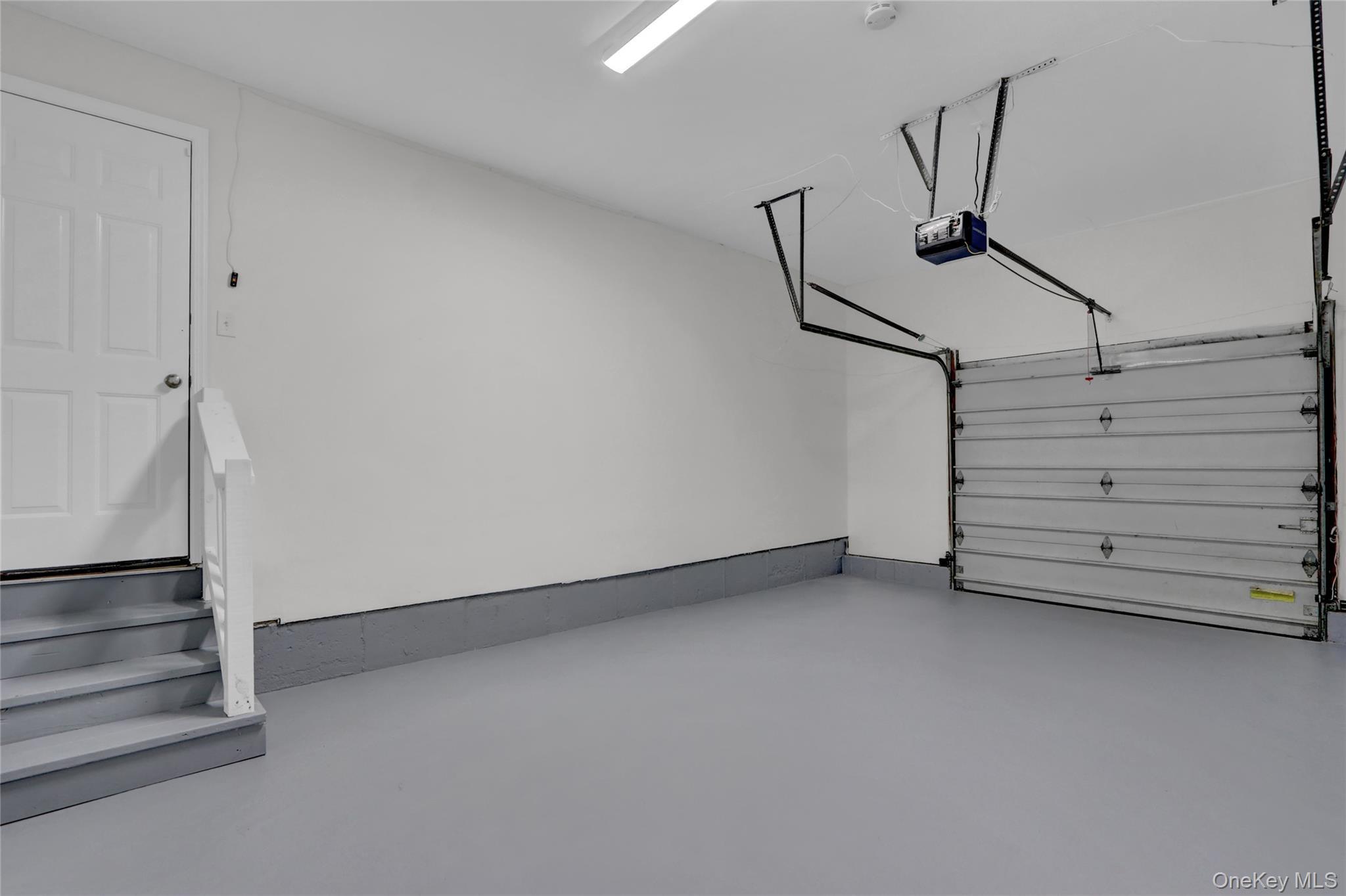 Single Family Teller  Suffolk County, NY 11727, MLS-869248-22