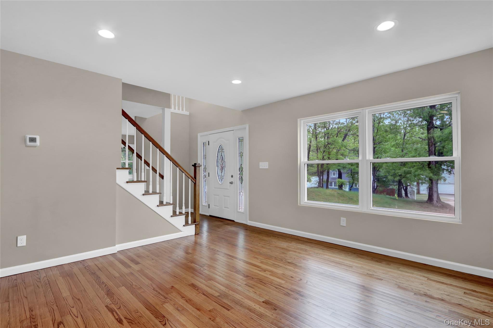 Single Family Teller  Suffolk County, NY 11727, MLS-869248-3