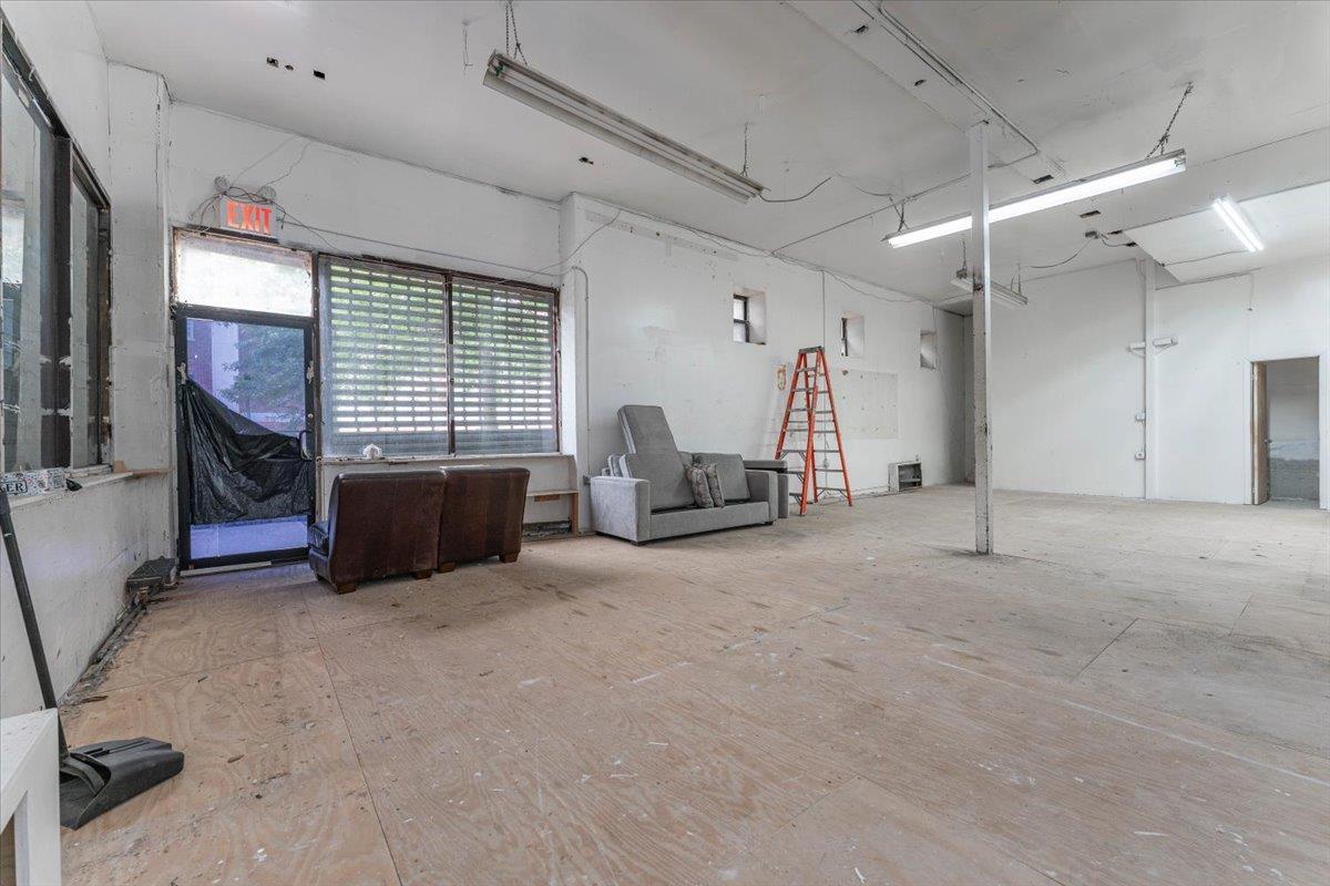 Commercial Lease Pleasant  Manhattan, NY 10029, MLS-869256-4