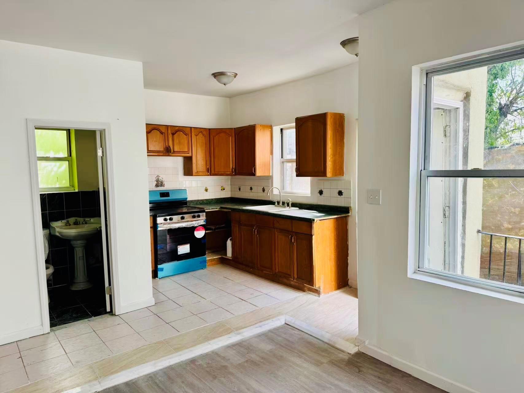 Single Family 94th  Brooklyn, NY 11236, MLS-869265-5