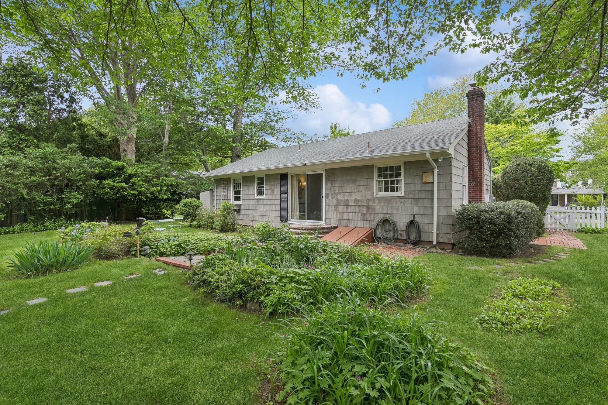 Single Family Cooper  Suffolk County, NY 11937, MLS-869274-15