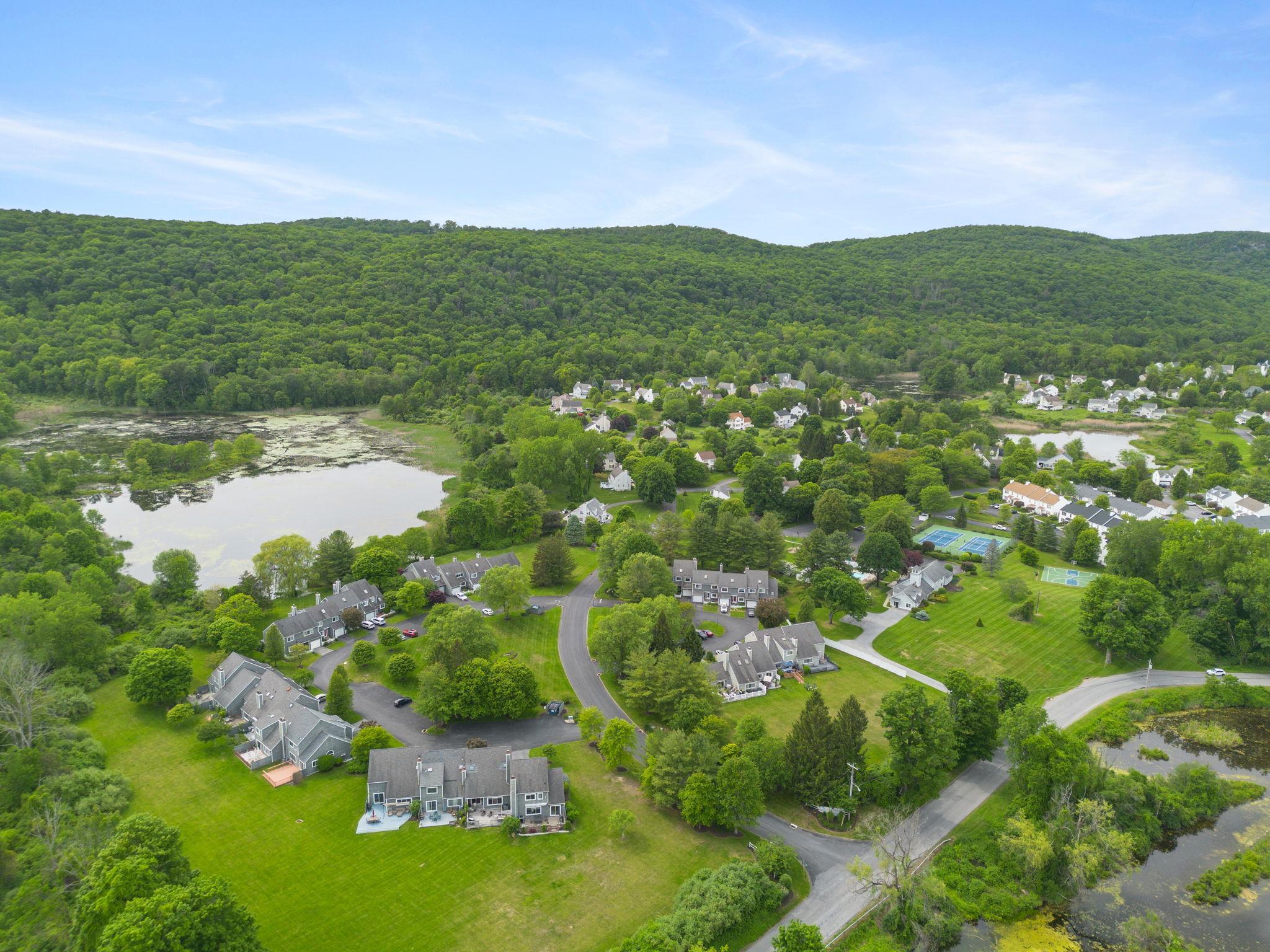 Single Family Cushing Green S.  Dutchess County, NY 12564-2012, MLS-869311-37