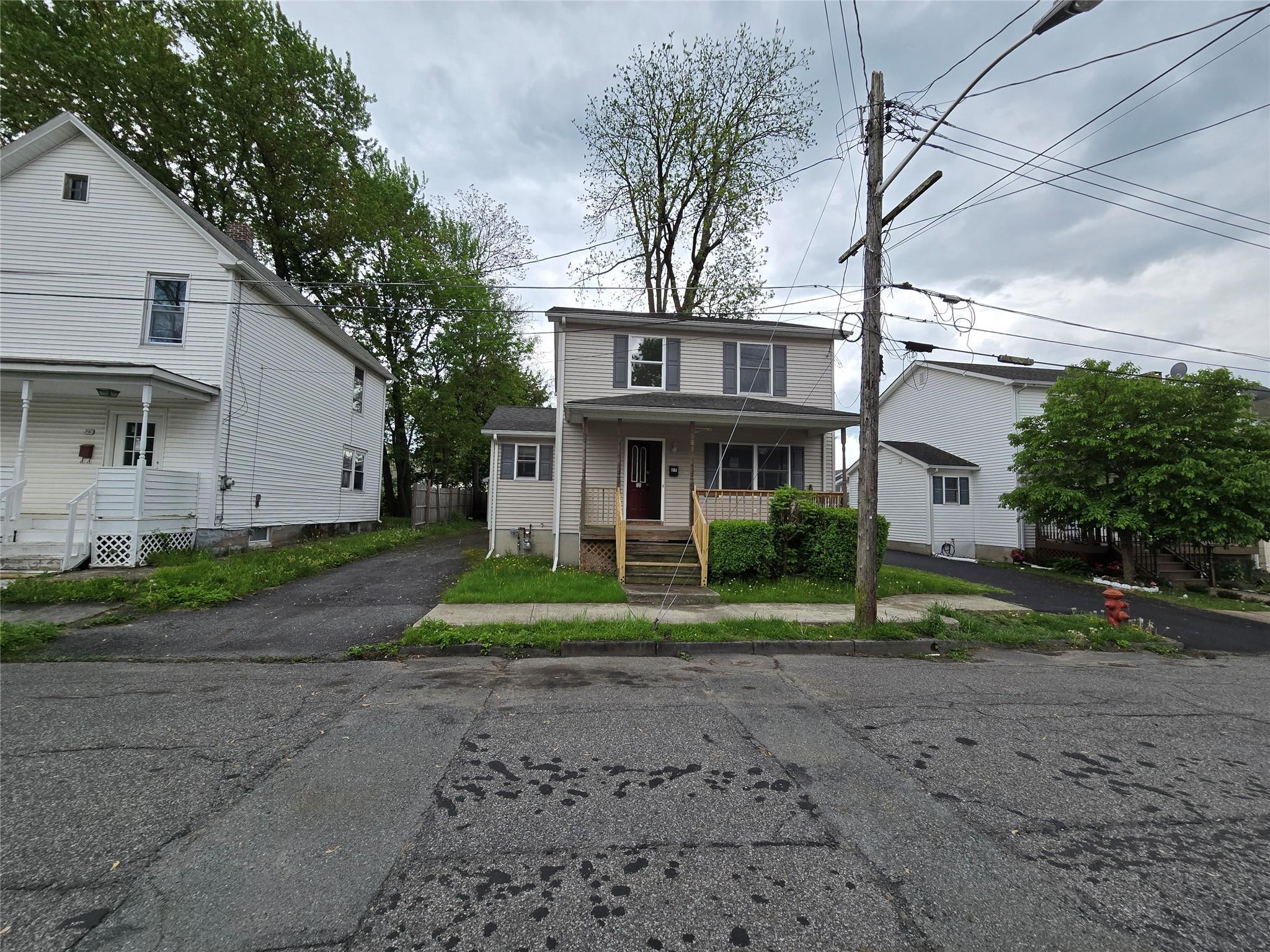 Single Family Thompson  Orange County, NY 12771, MLS-869314-3
