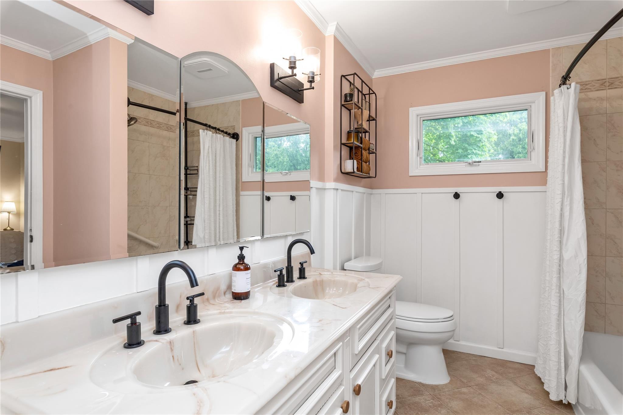 Single Family Oberlon  Suffolk County, NY 11740, MLS-869325-13
