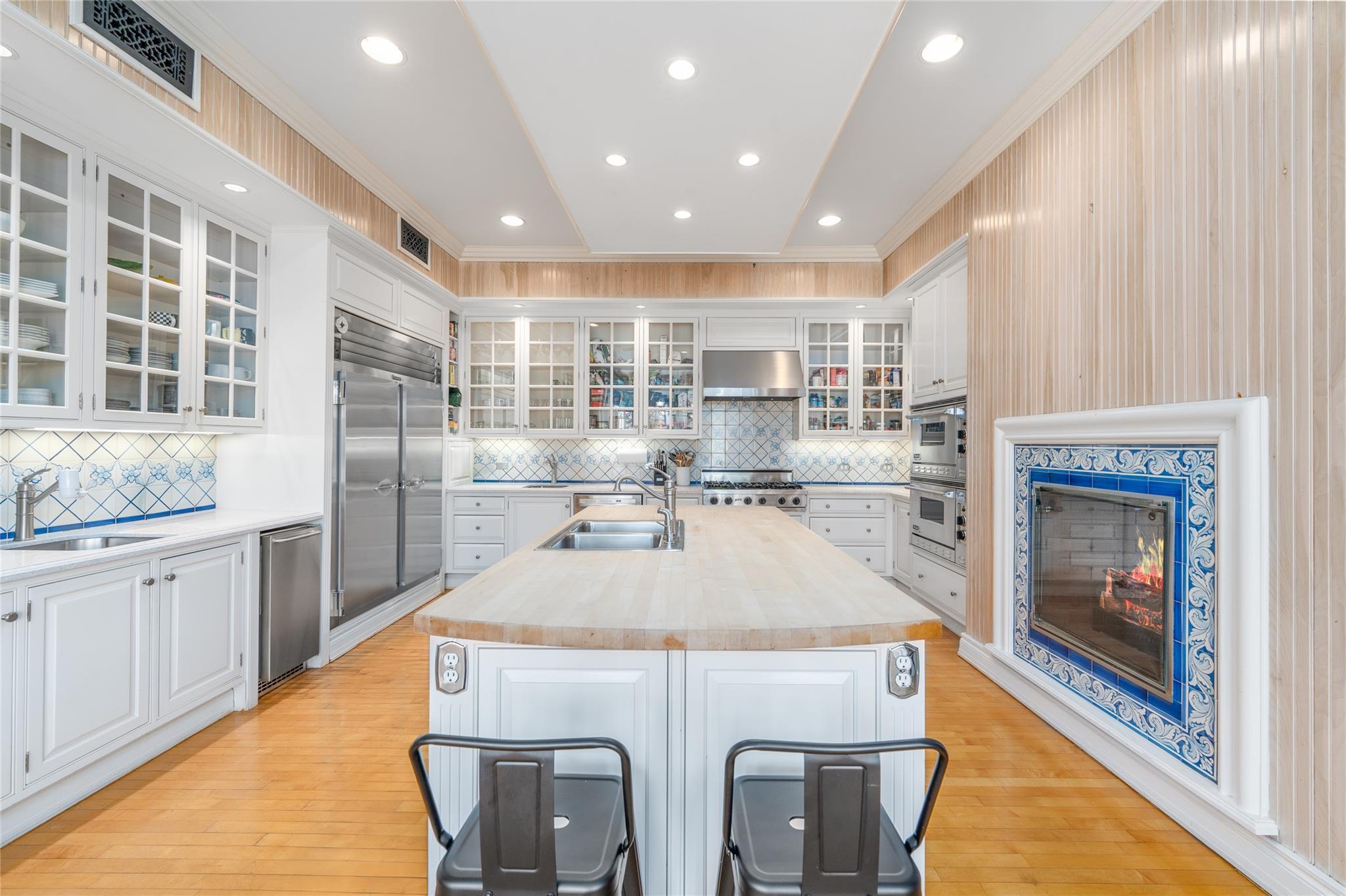 Single Family Sound  Suffolk County, NY 11901, MLS-869330-19