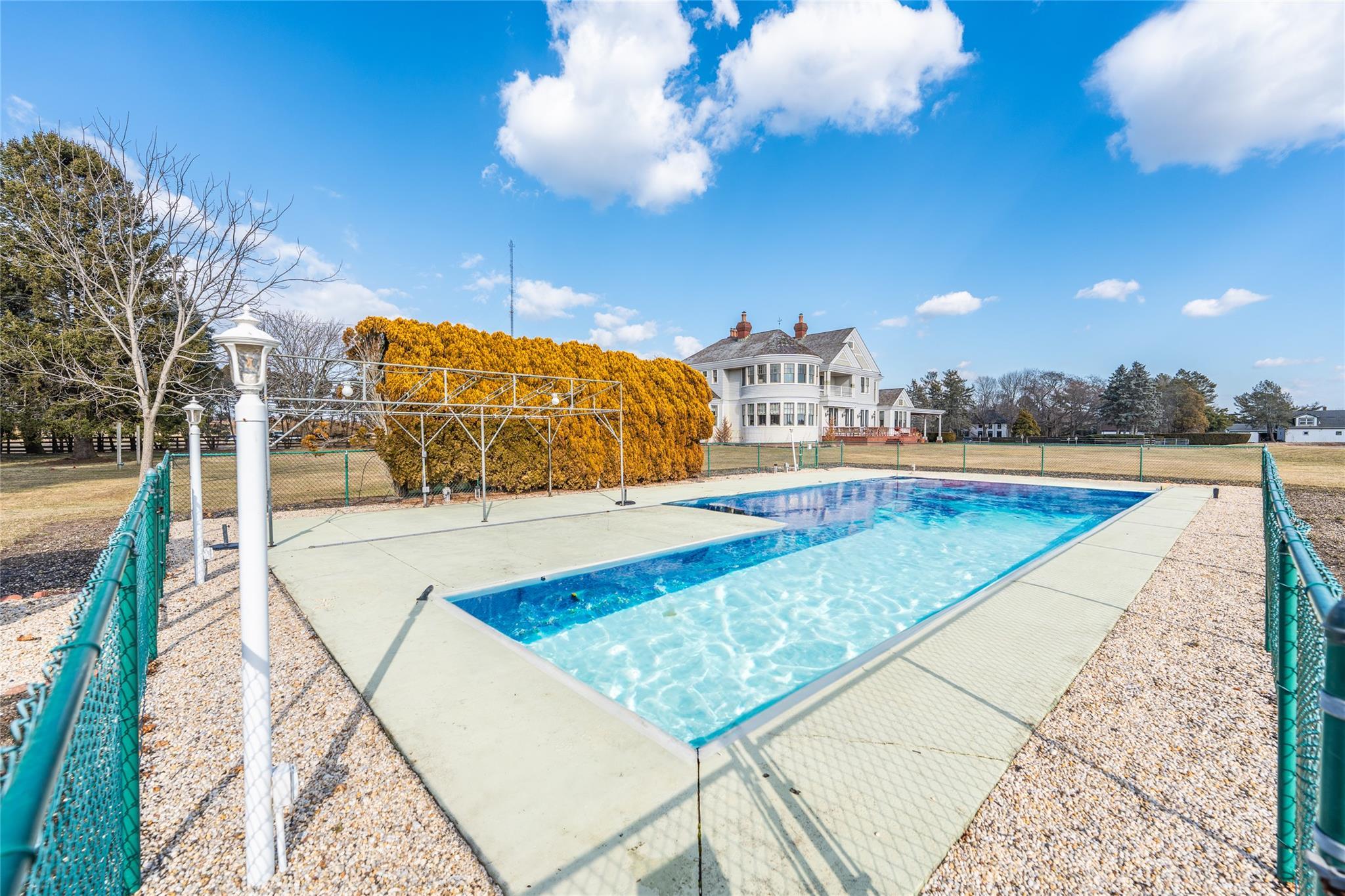 Single Family Sound  Suffolk County, NY 11901, MLS-869330-6