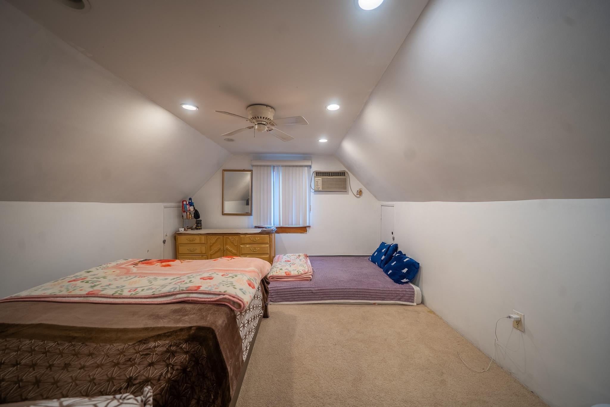 Single Family 268th  Queens, NY 11004, MLS-869362-12