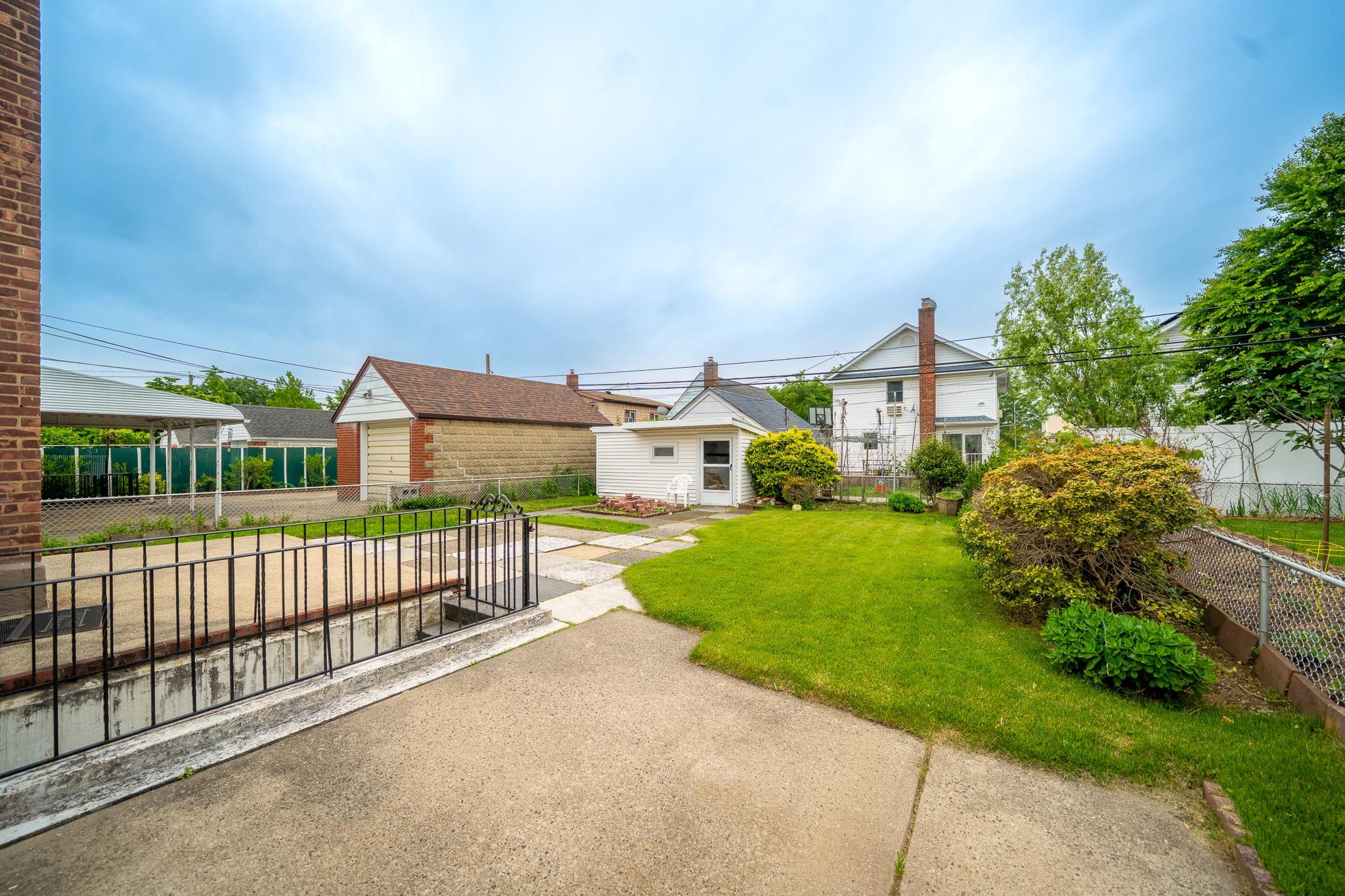Single Family 268th  Queens, NY 11004, MLS-869362-22