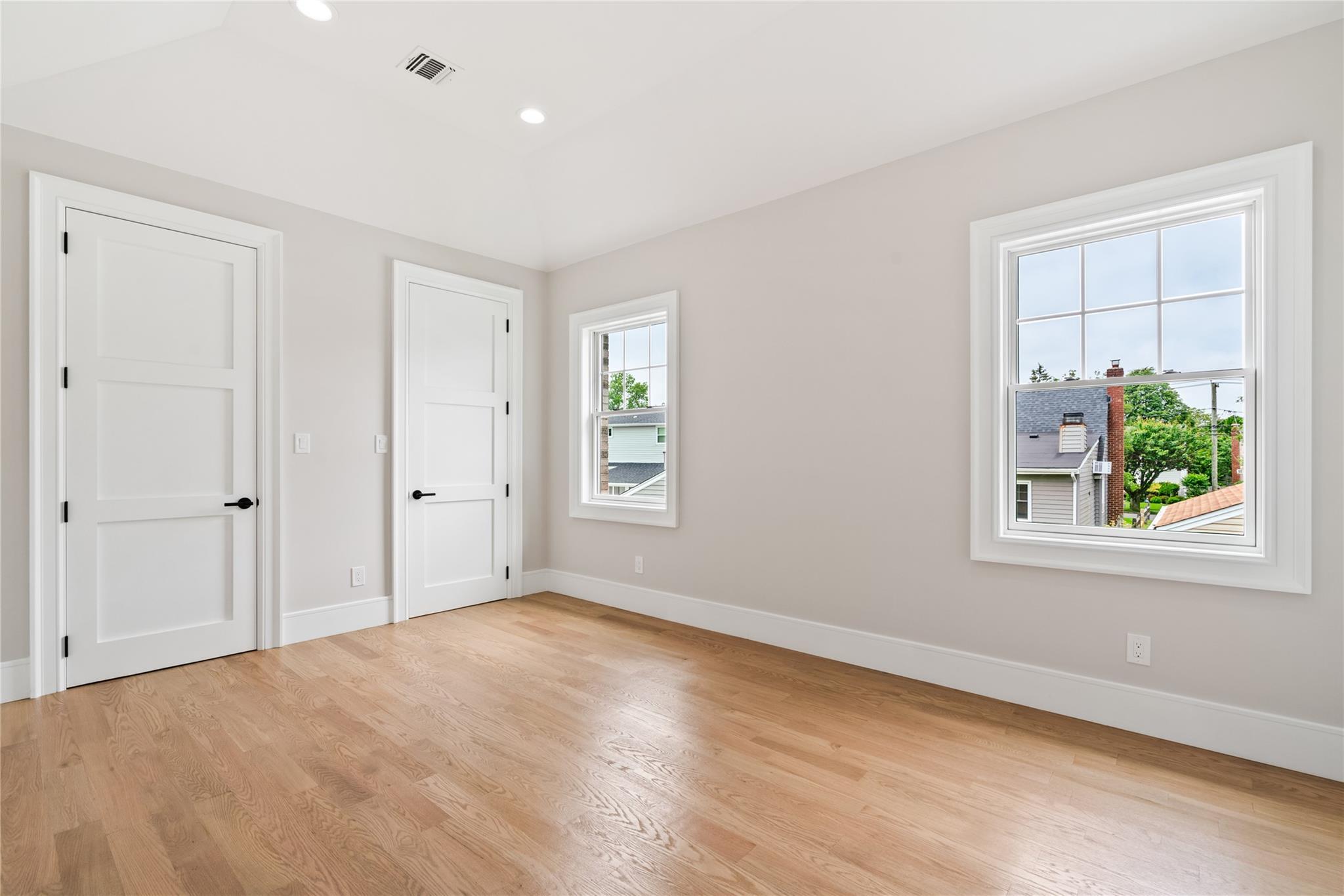 Single Family Shafter  Nassau County, NY 11507, MLS-869365-28