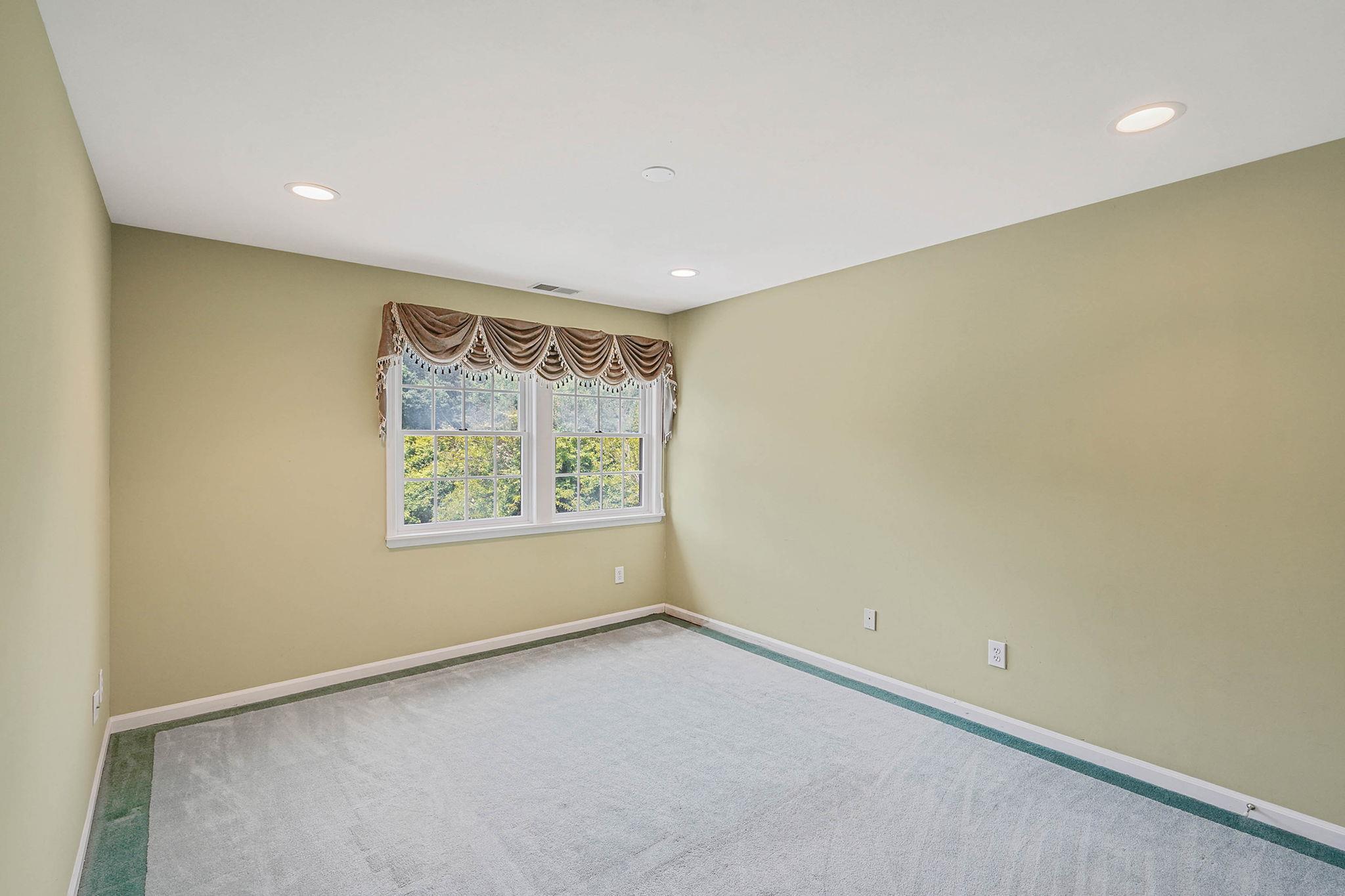 Single Family Casey  Suffolk County, NY 11766, MLS-869382-26