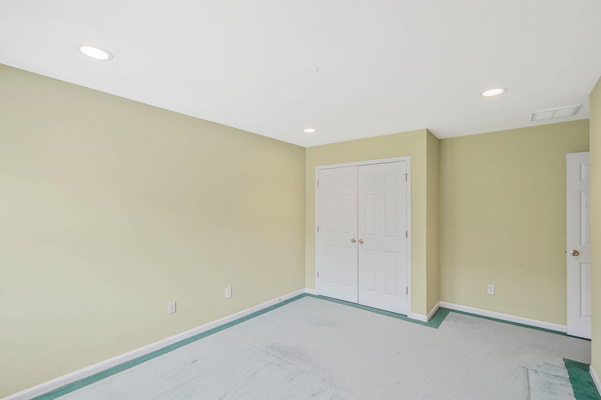 Single Family Casey  Suffolk County, NY 11766, MLS-869382-27