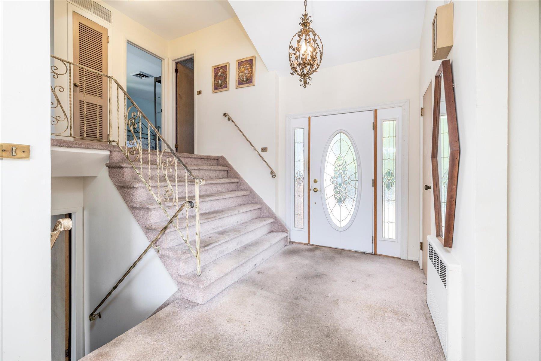 Single Family Gloucester  Nassau County, NY 11758, MLS-869383-5