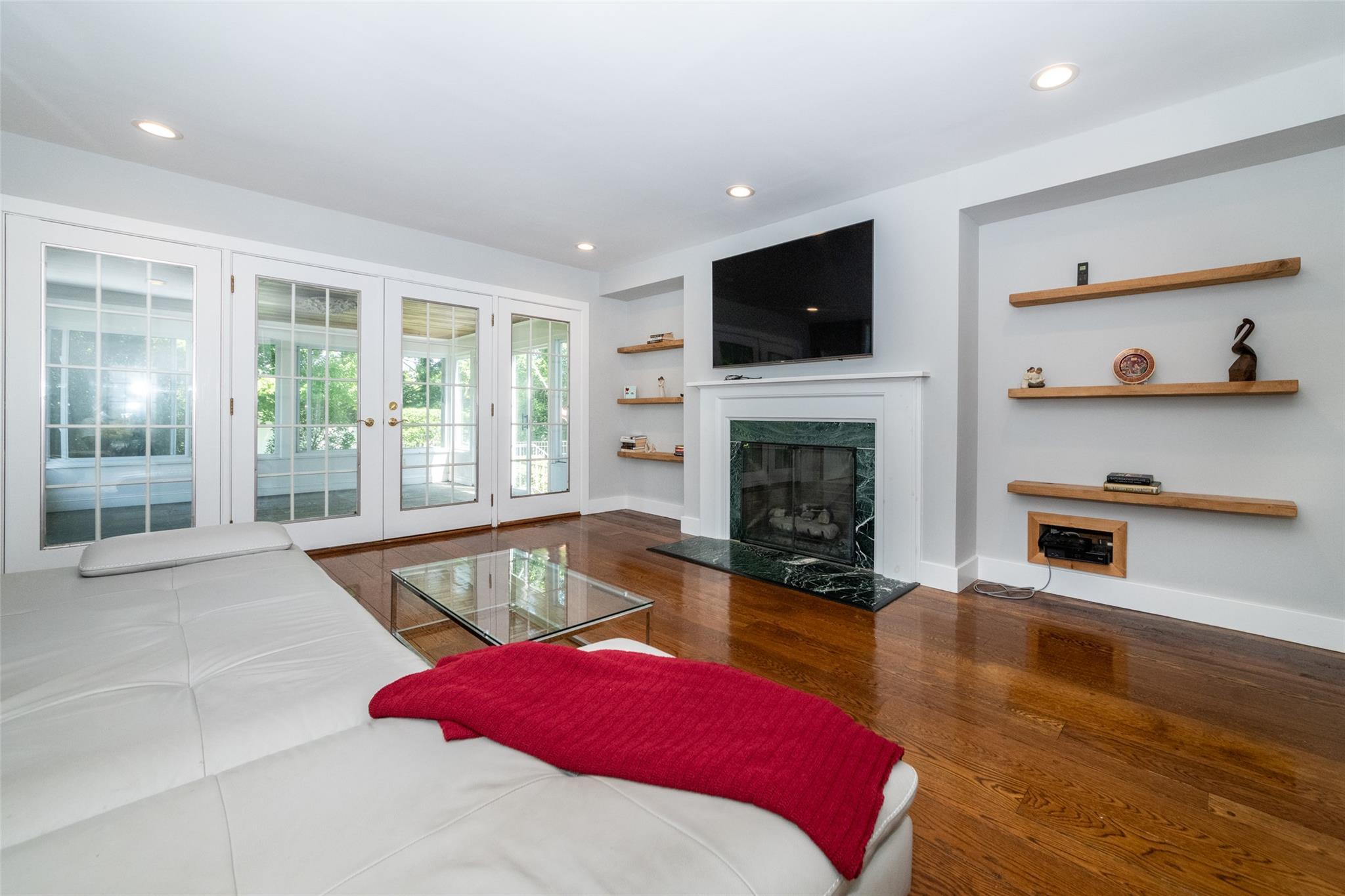 Single Family Old Lyme  Westchester County, NY 10583, MLS-869385-12