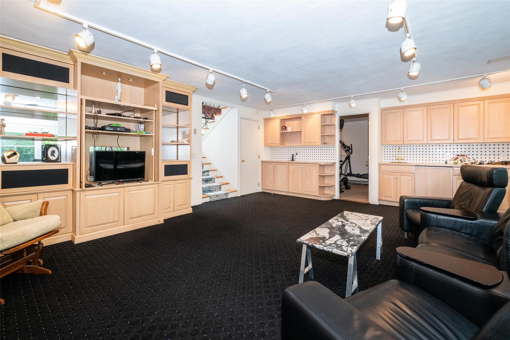 Single Family Old Lyme  Westchester County, NY 10583, MLS-869385-27