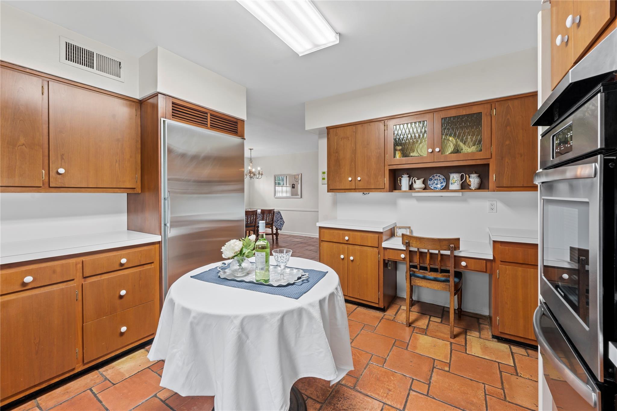 Single Family Chauncey  Nassau County, NY 11559, MLS-869399-15