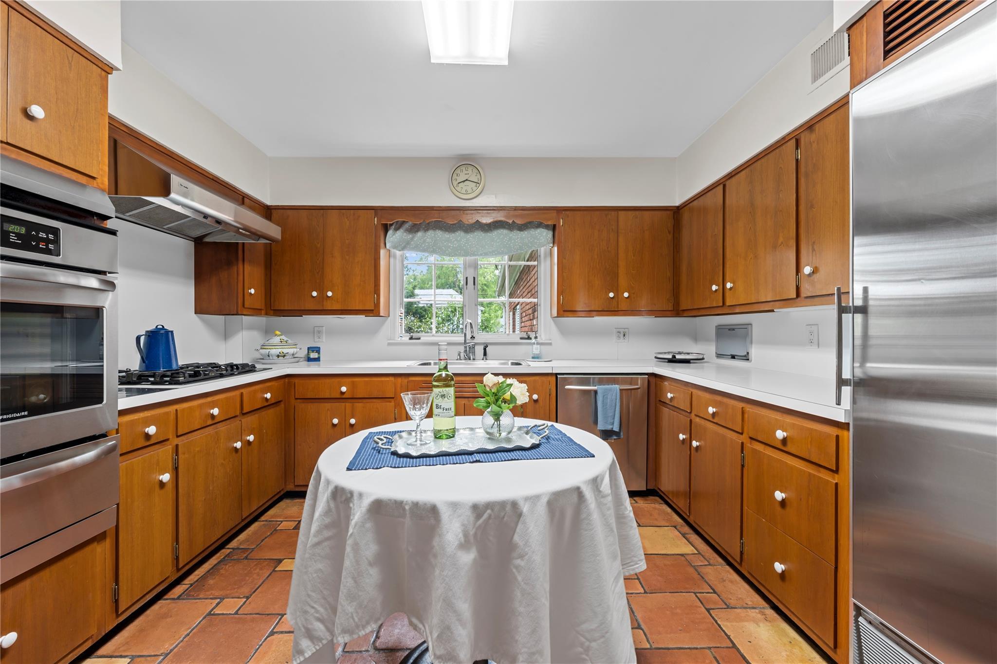 Single Family Chauncey  Nassau County, NY 11559, MLS-869399-19