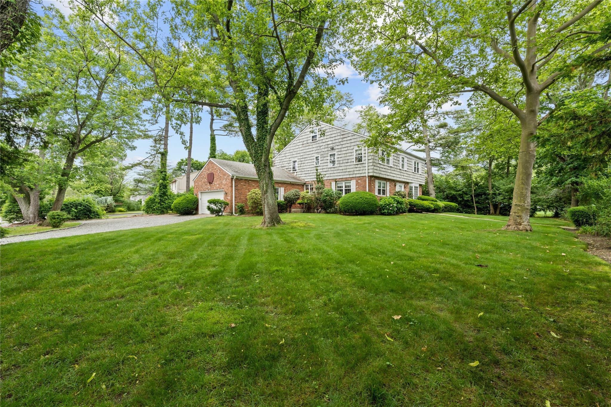 Single Family Chauncey  Nassau County, NY 11559, MLS-869399-2