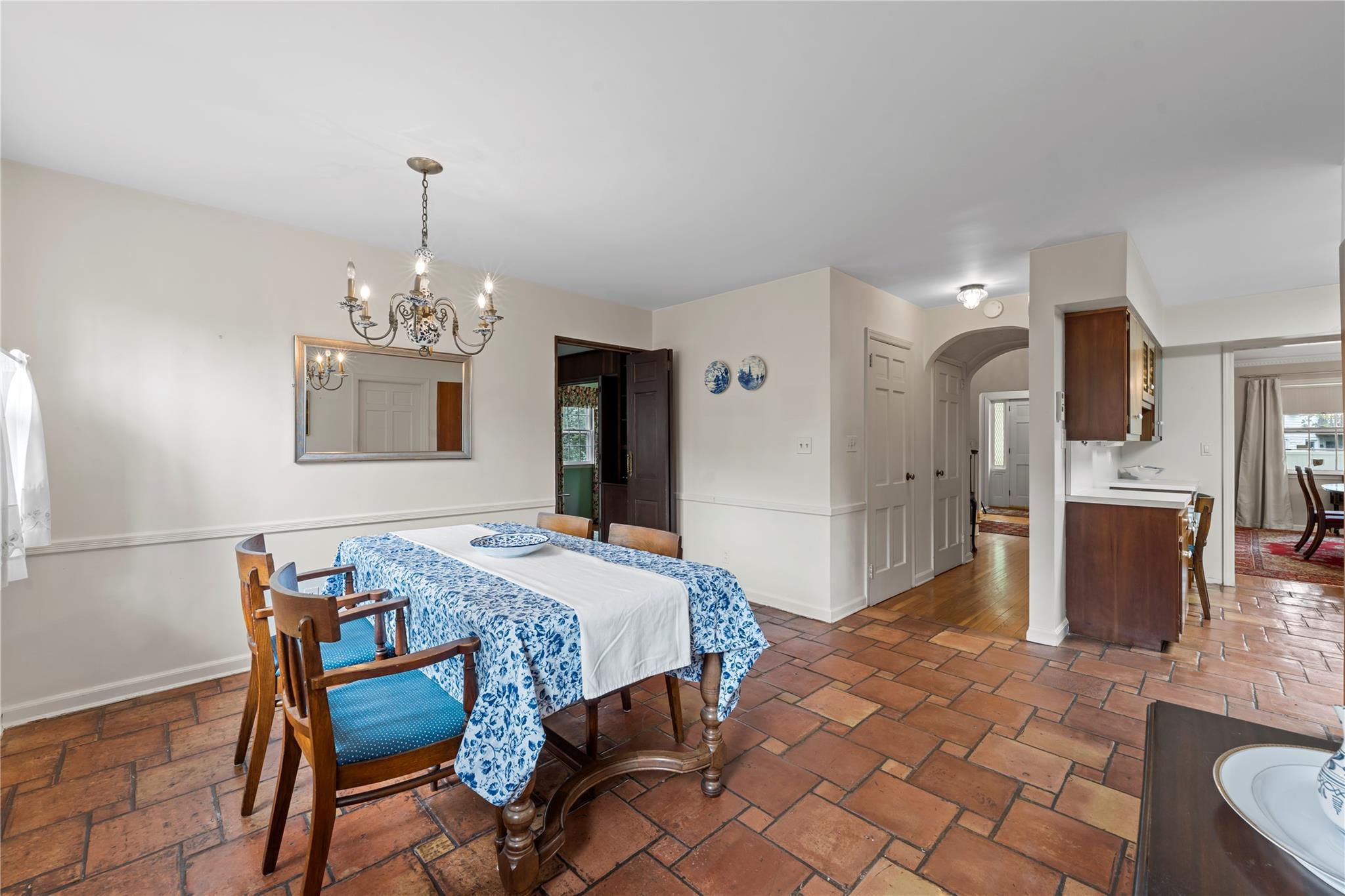 Single Family Chauncey  Nassau County, NY 11559, MLS-869399-21