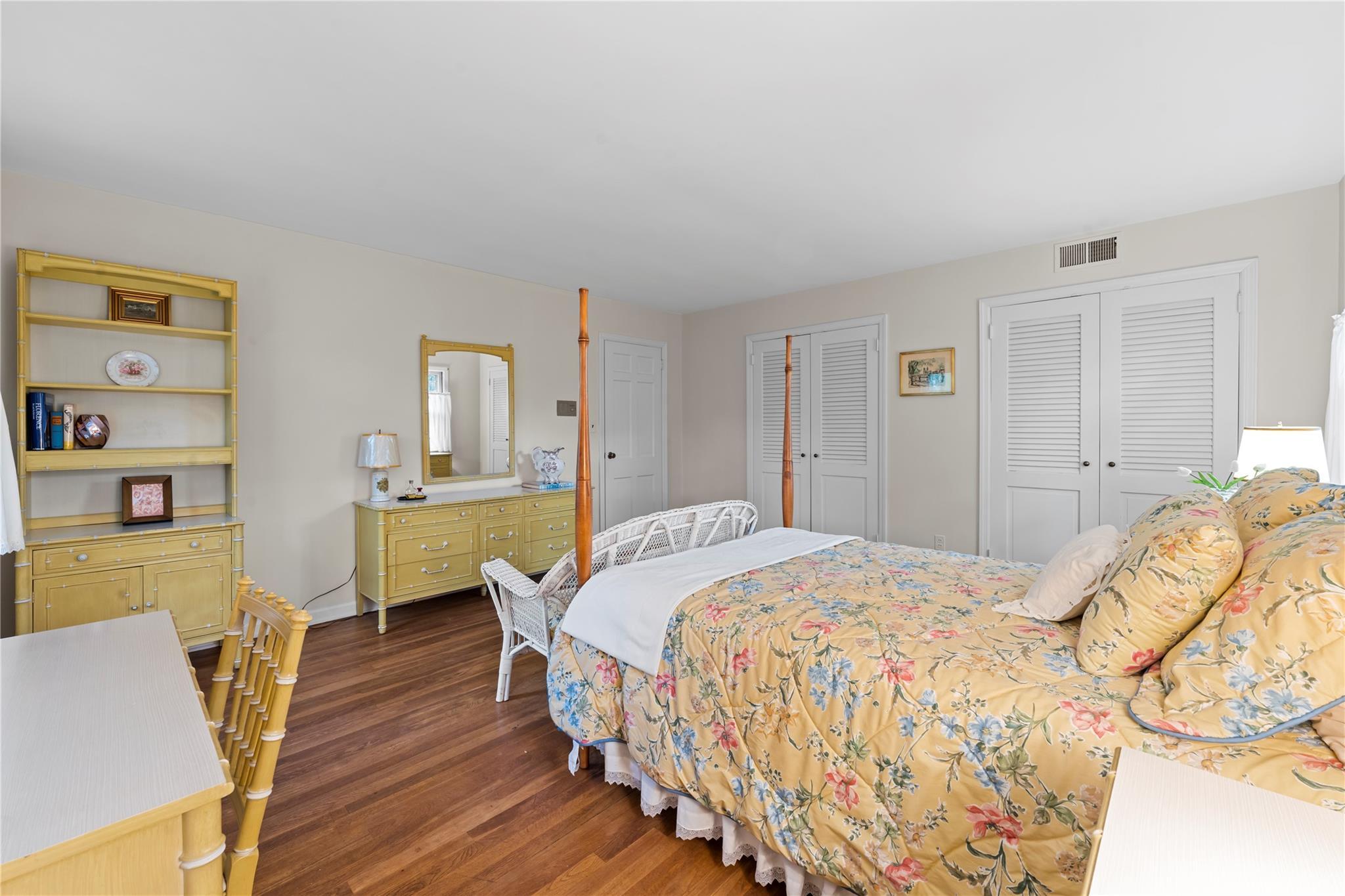 Single Family Chauncey  Nassau County, NY 11559, MLS-869399-32