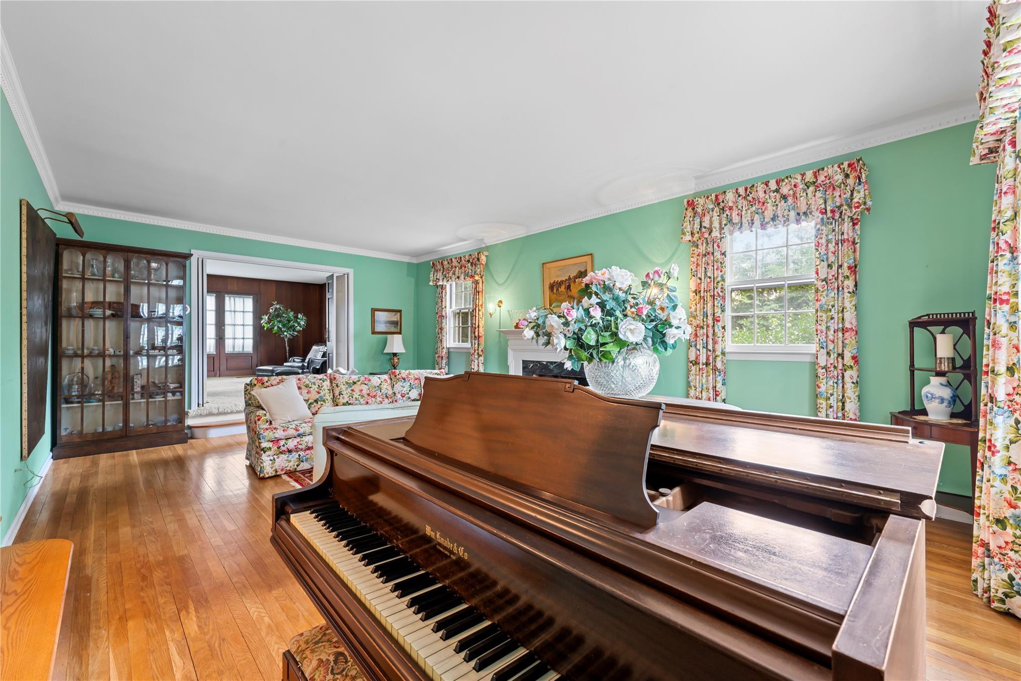 Single Family Chauncey  Nassau County, NY 11559, MLS-869399-5