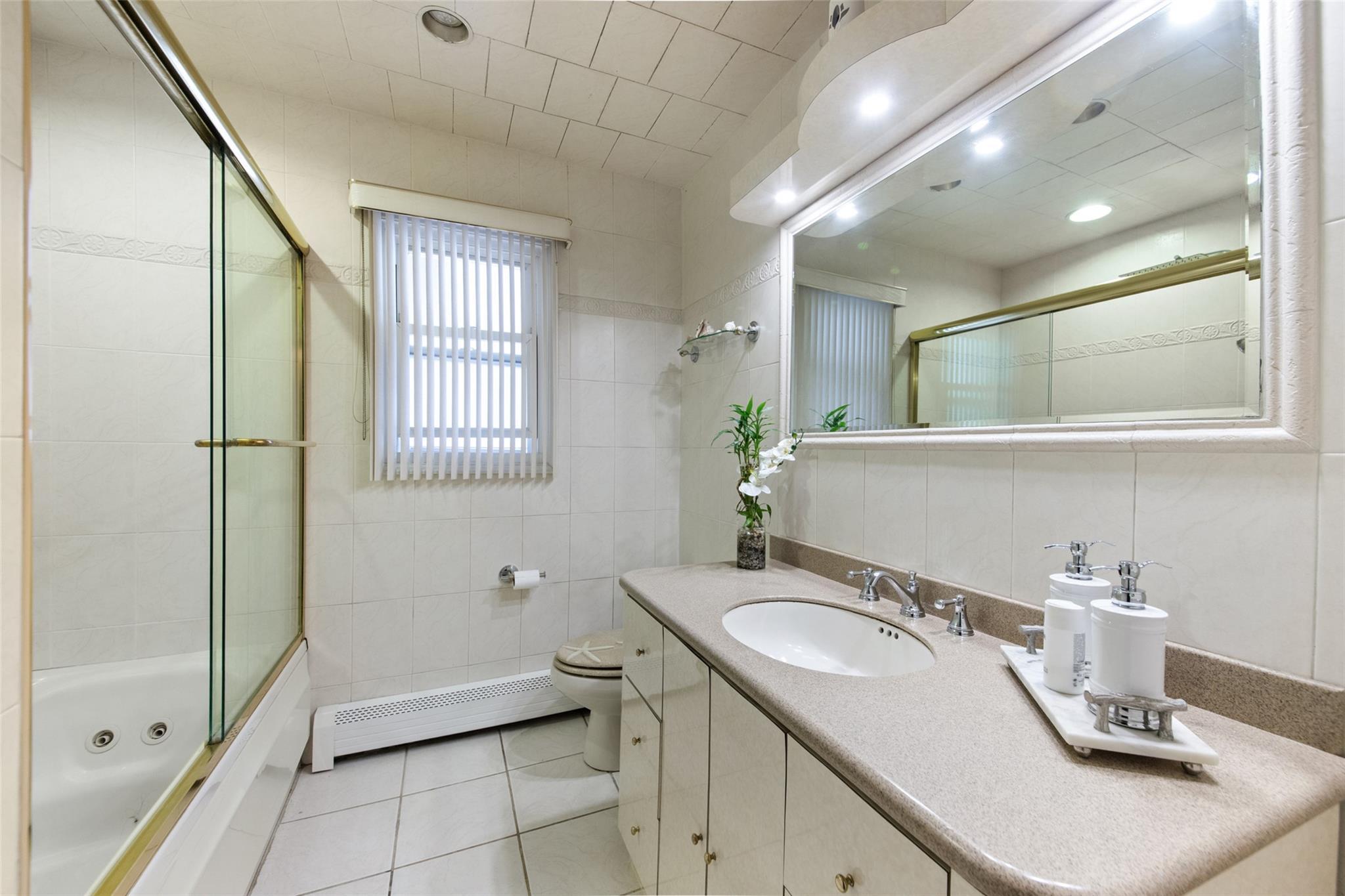 Single Family Henry  Staten Island, NY 10305, MLS-869445-12