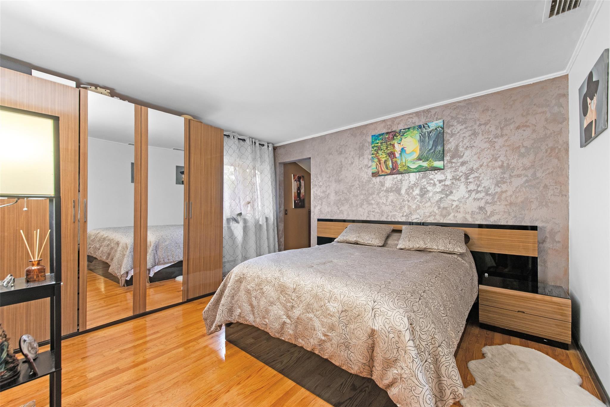 Single Family Henry  Staten Island, NY 10305, MLS-869445-9