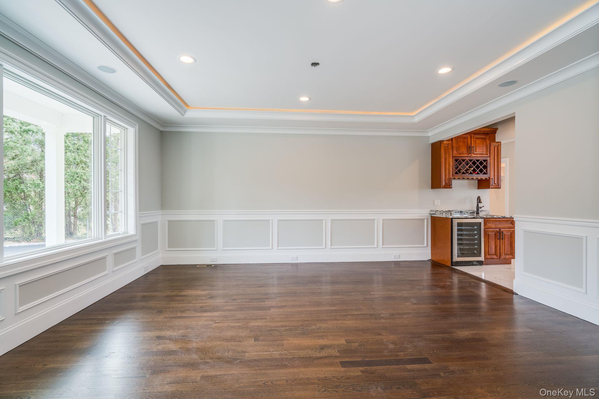 Single Family Barbara Nassau County, NY 11542, MLS-869457-12