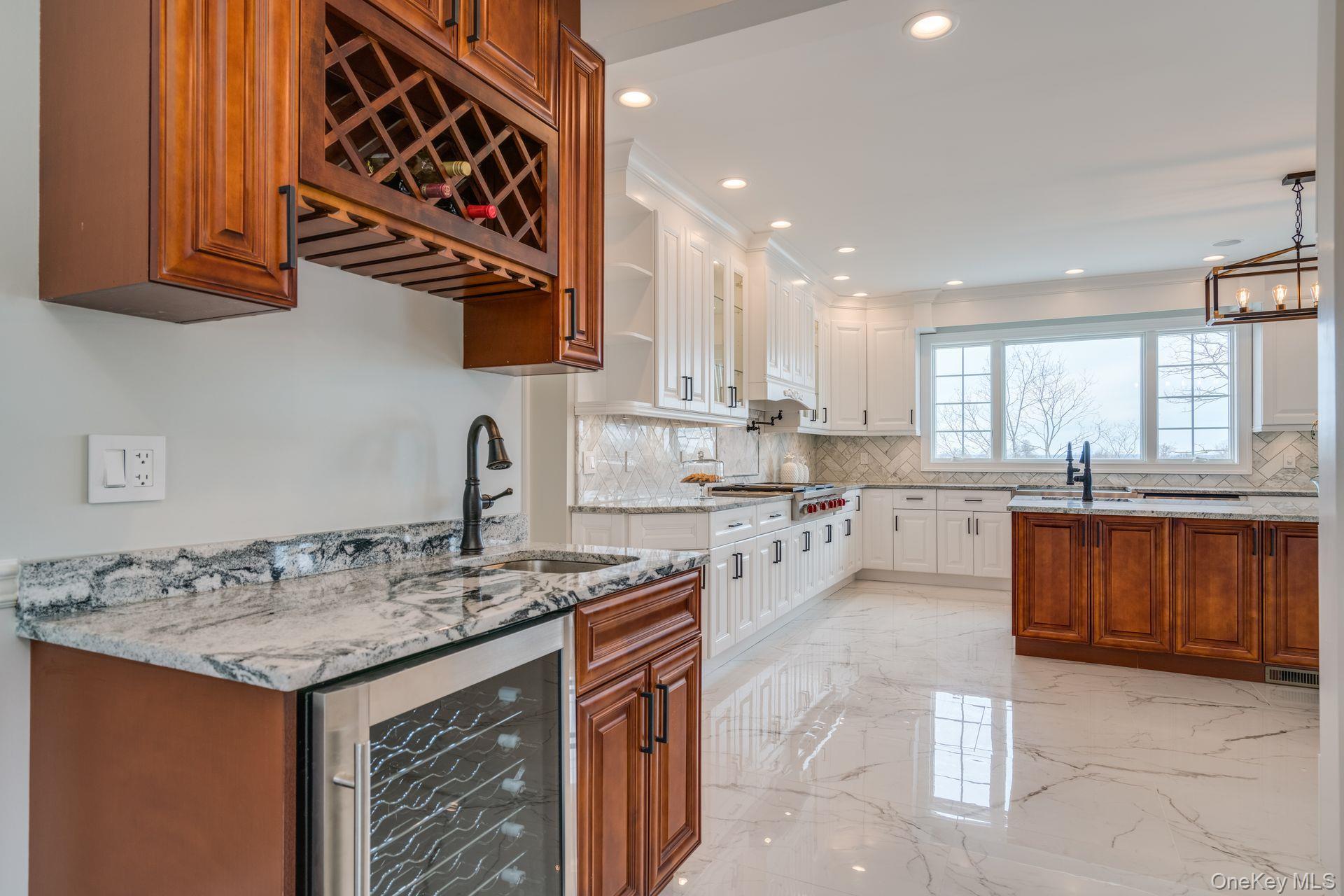 Single Family Barbara Nassau County, NY 11542, MLS-869457-15