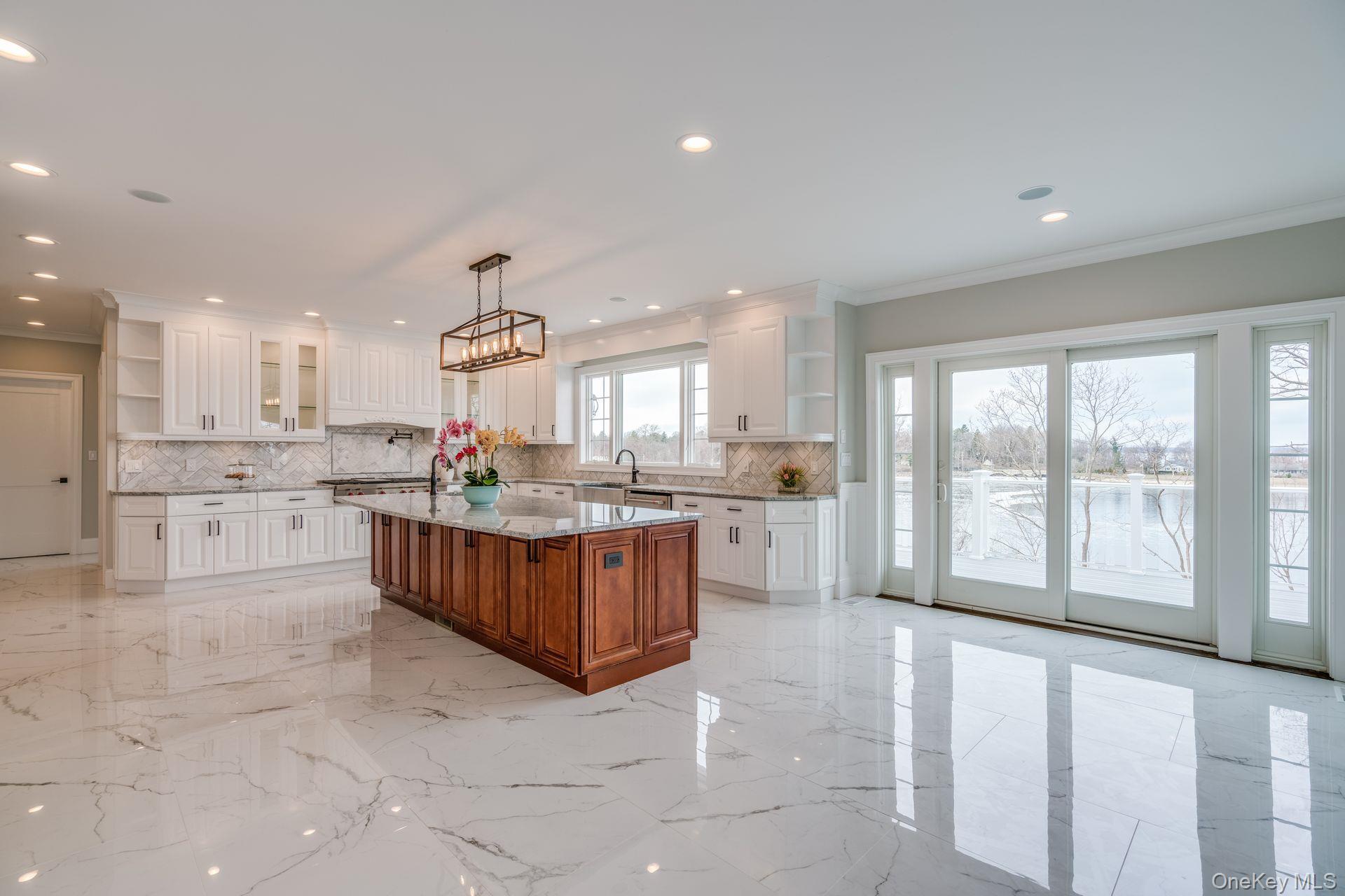 Single Family Barbara Nassau County, NY 11542, MLS-869457-17